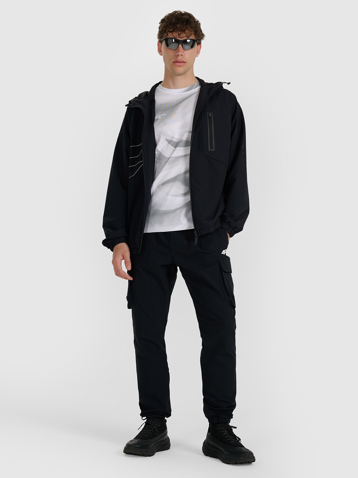 4F Spodnie casual męskie - czarne S