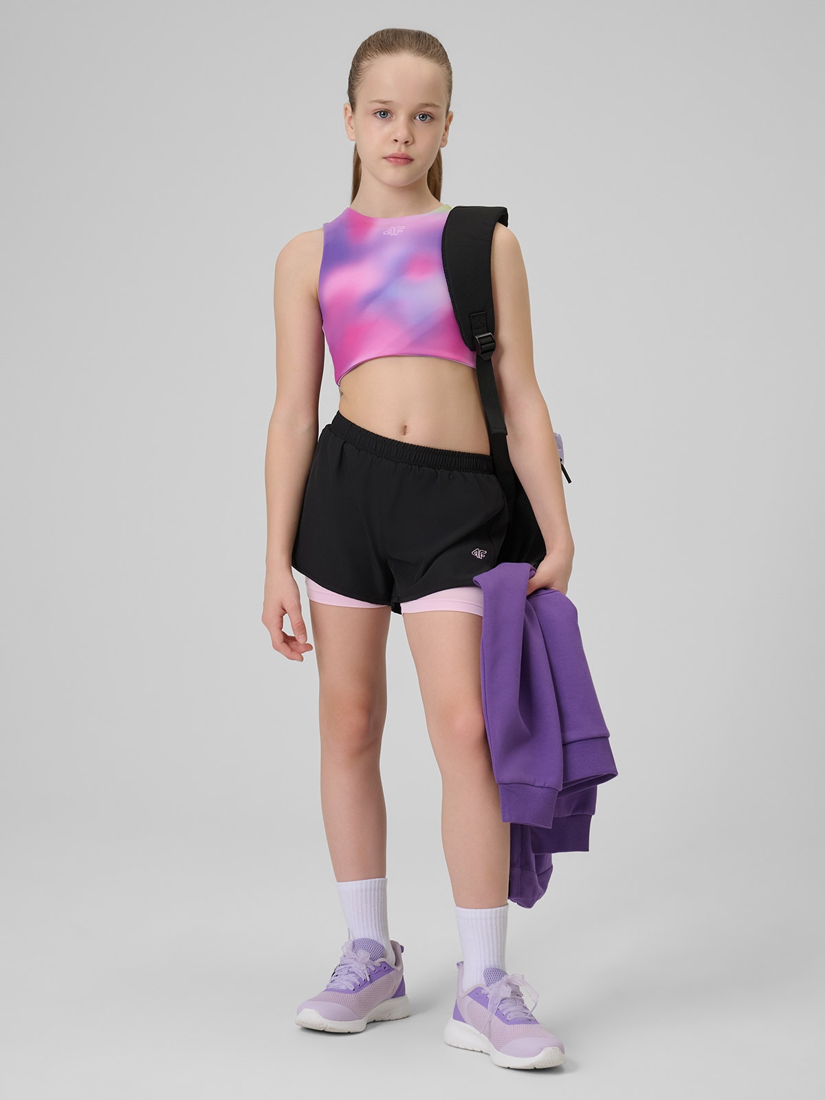 4F Spodenki sportowe szybkoschnące dziewczęce - czarne 122/128 (6-8 lat)