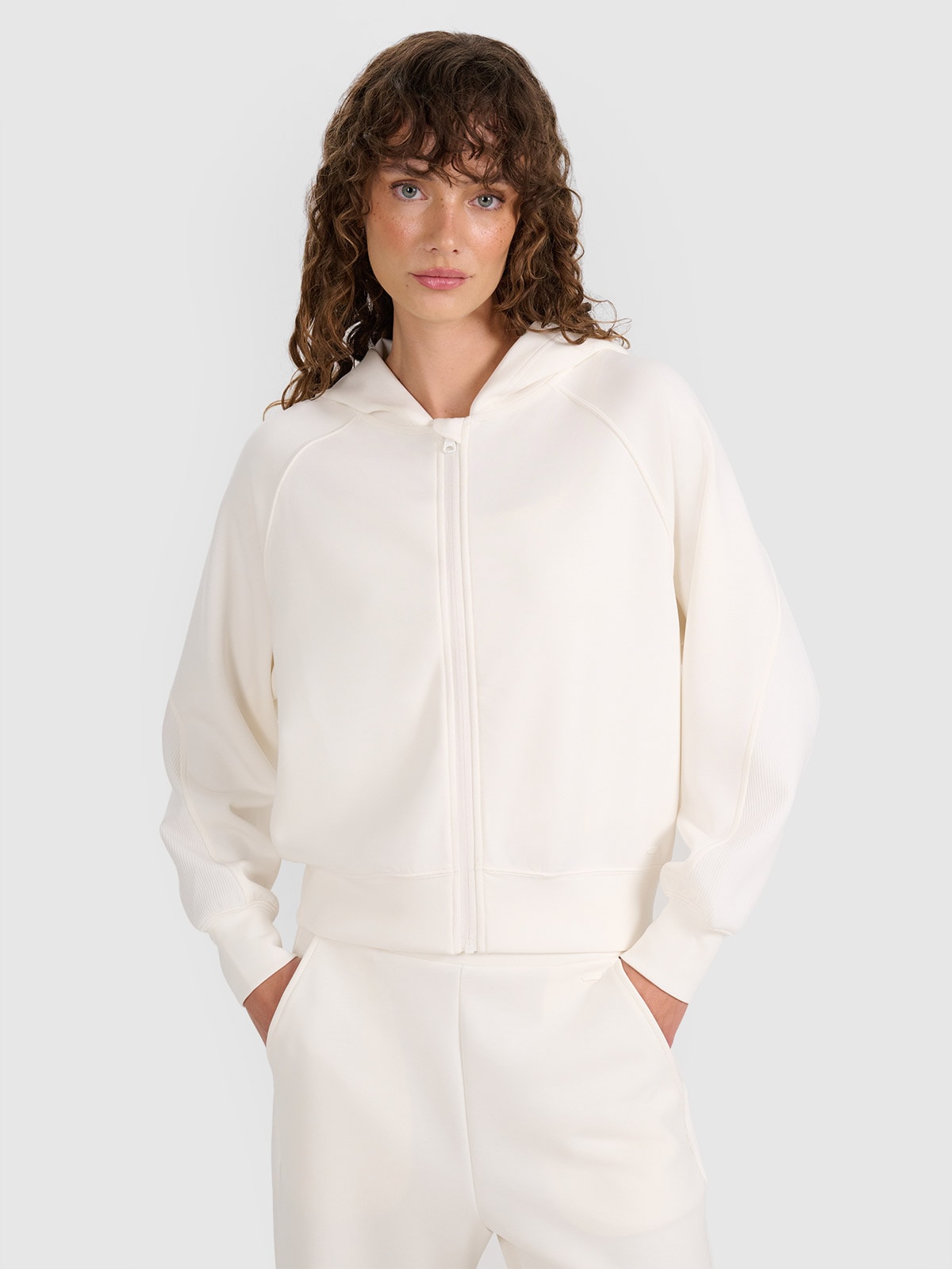 4F Bluza dresowa rozpinana z modalem damska - biała S