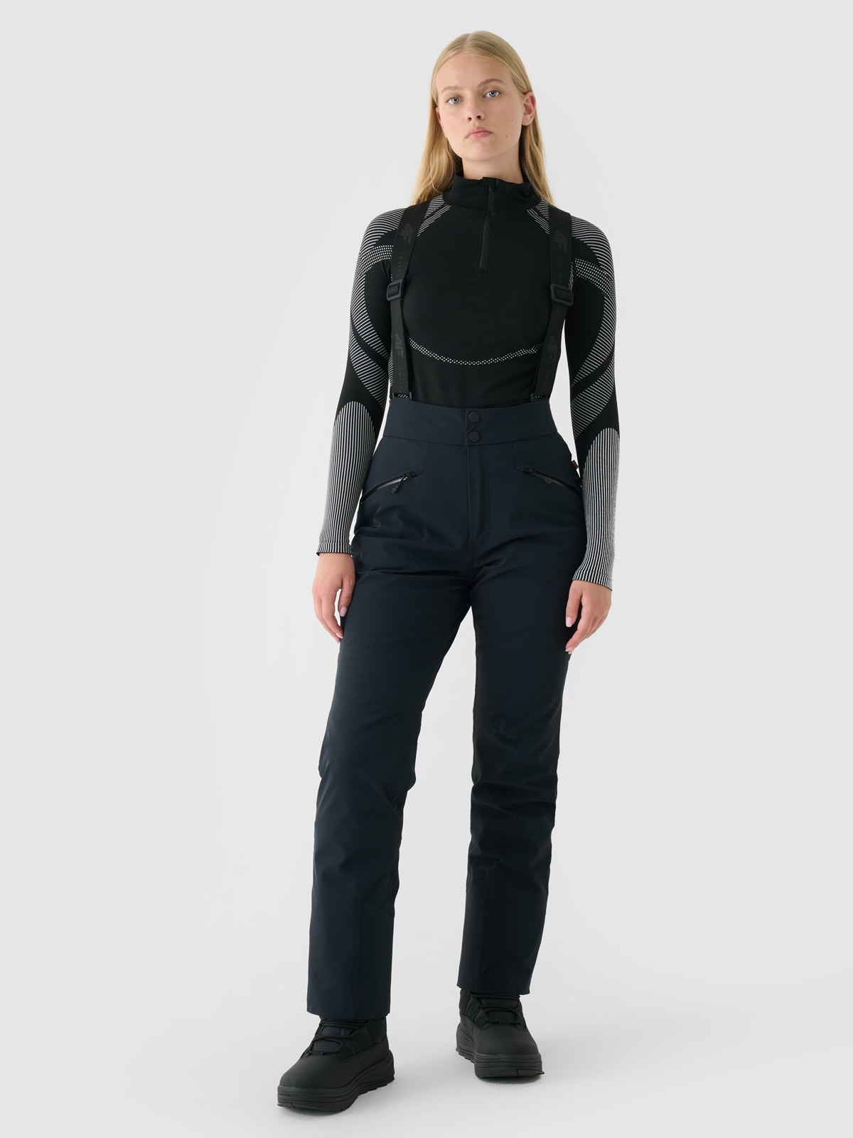 4F Spodnie narciarskie membrana Dermizax 20000 damskie - czarne S