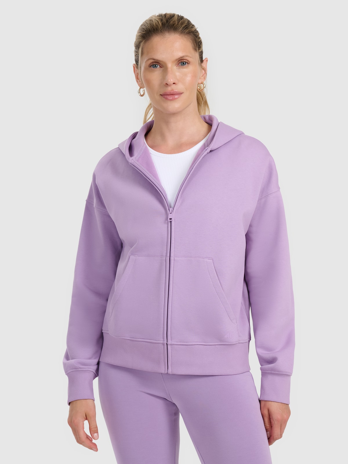 4F Bluza dresowa rozpinana z kapturem damska - fioletowa S