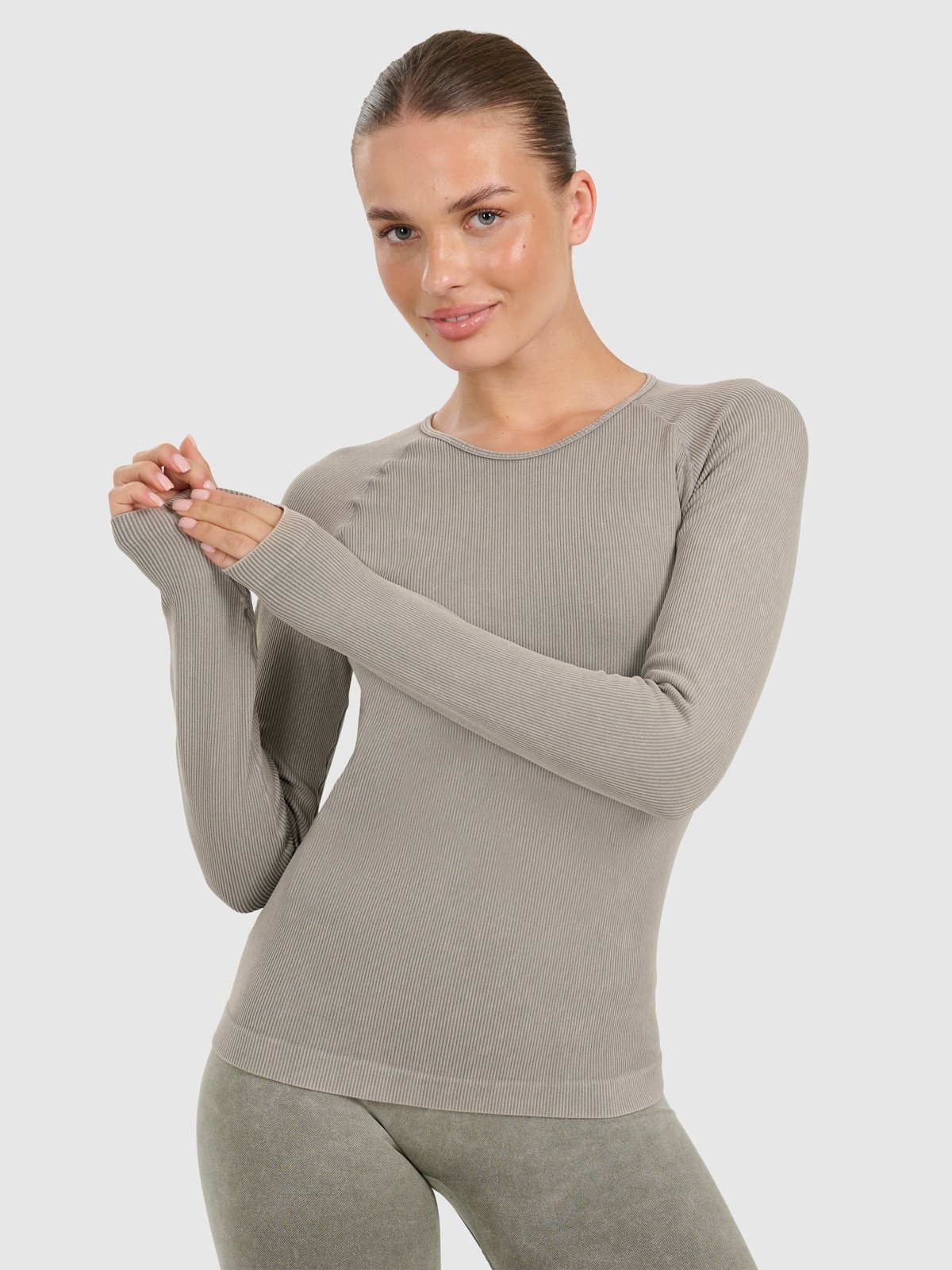 4F Longsleeve slim do jogi i pilatesu szybkoschnący damski - zielony M/L
