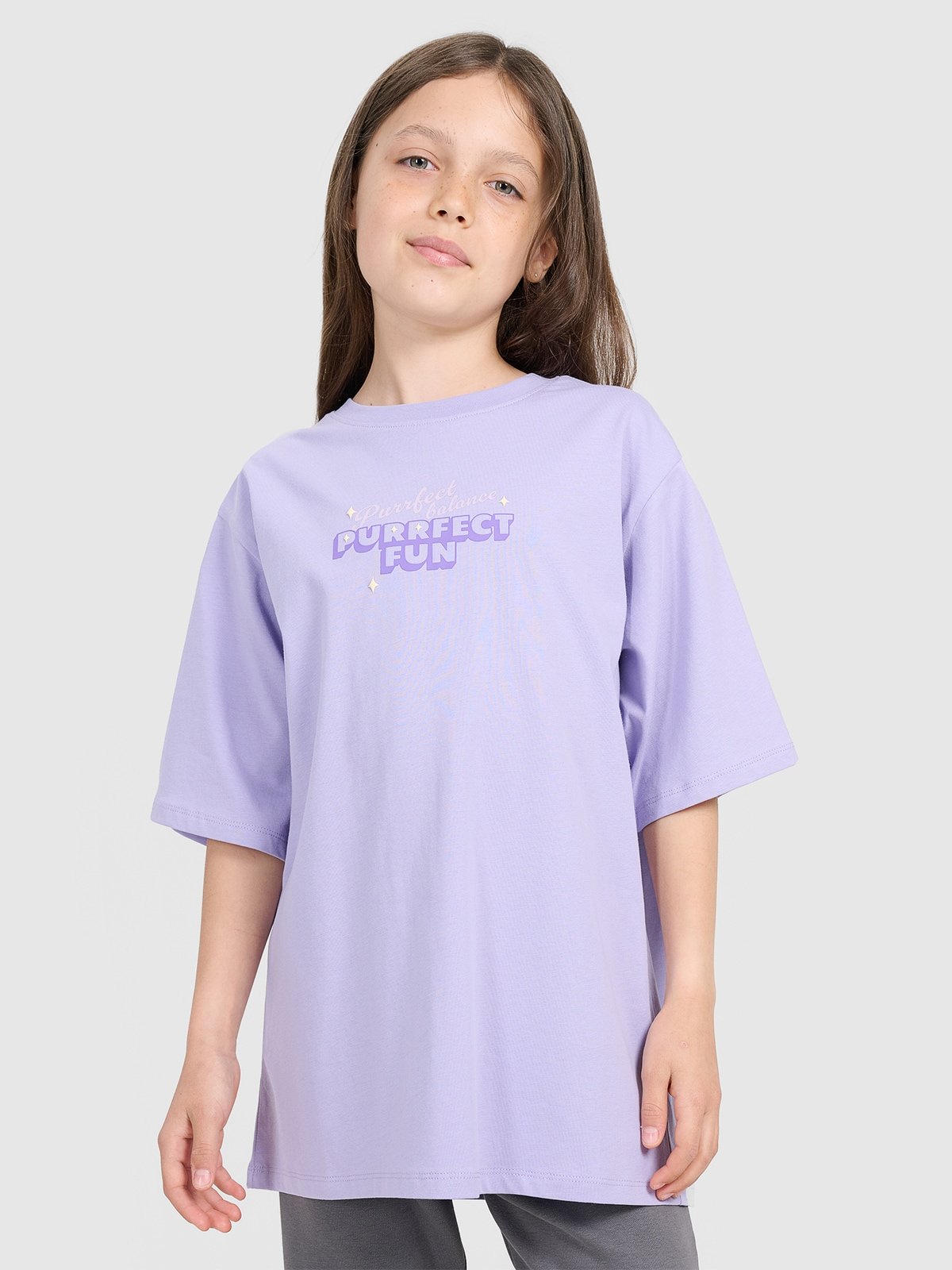 4F T-shirt oversize z nadrukiem dziewczęcy - fioletowy 164 (13-14 lat)
