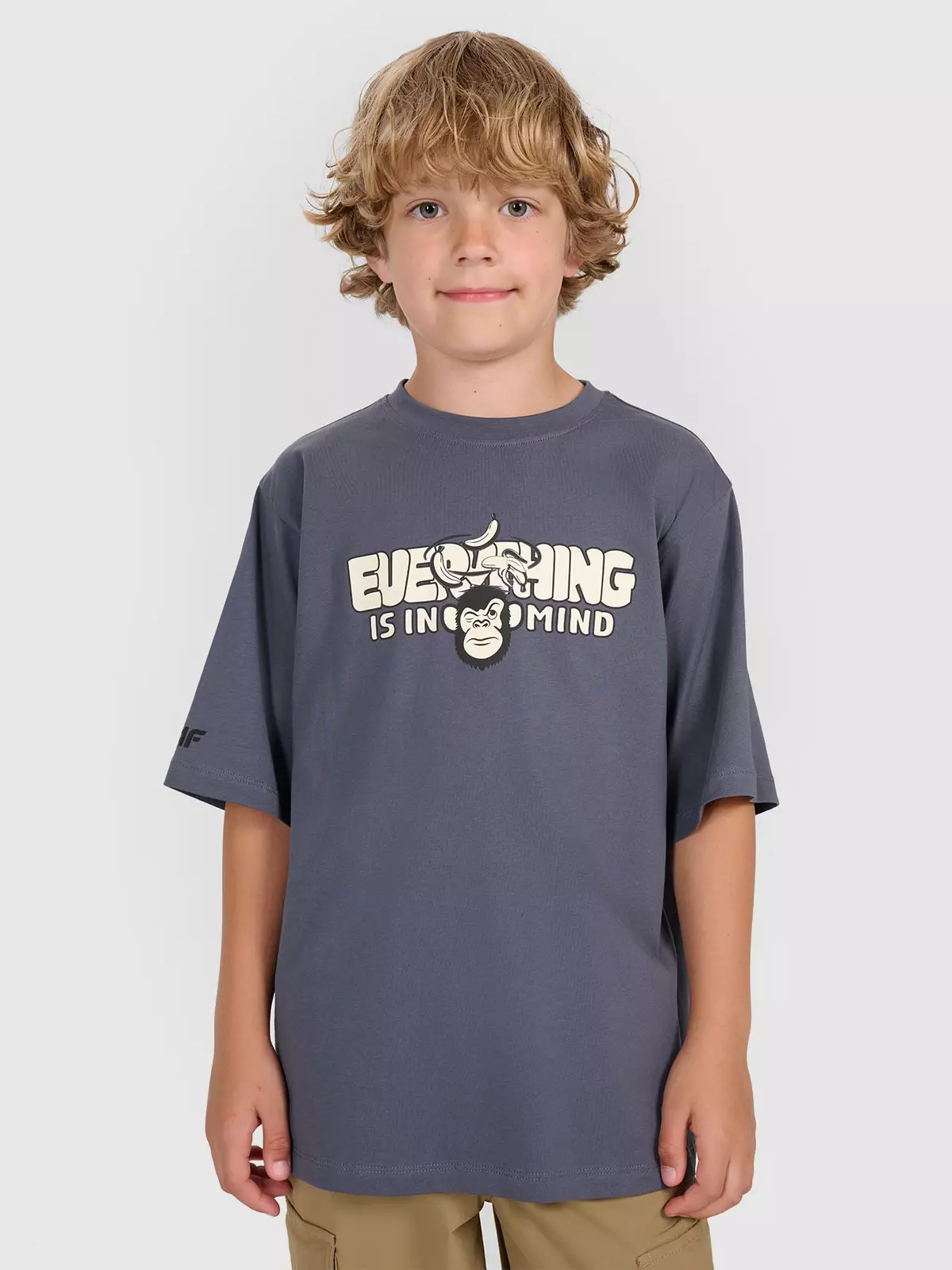 4F T-shirt oversize z nadrukiem chłopięcy - szary 158 (12-13 lat)