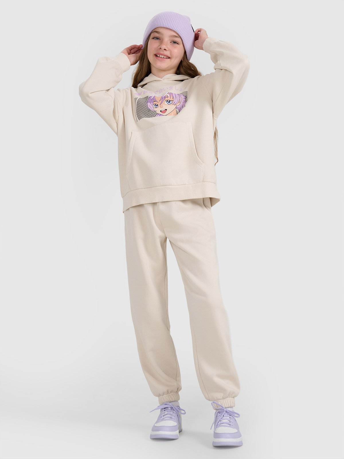 4F Spodnie dresowe joggery dziewczęce - białe 164 (13-14 lat)