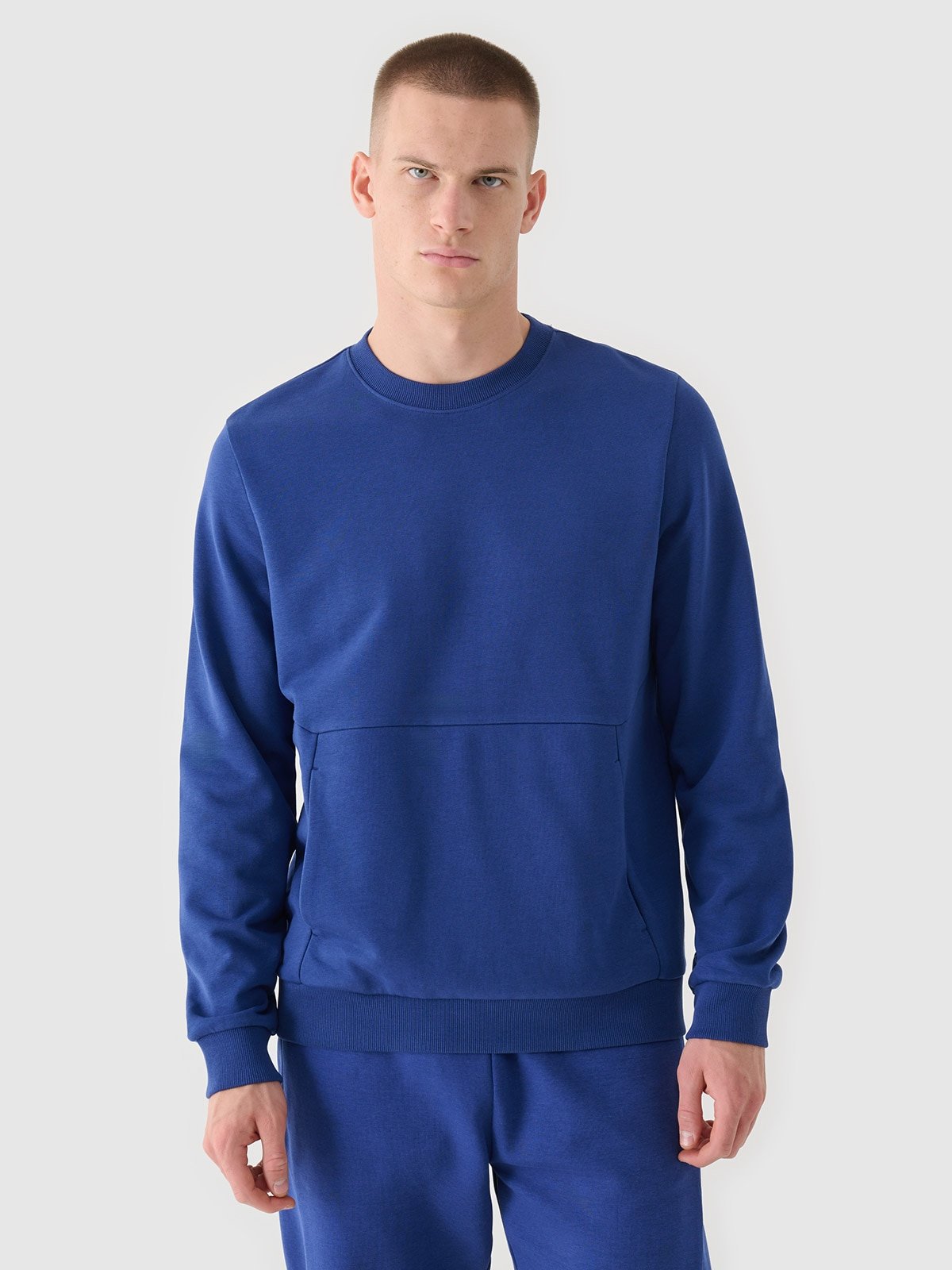 4F Bluza dresowa nierozpinana bez kaptura męska - granatowa XXL