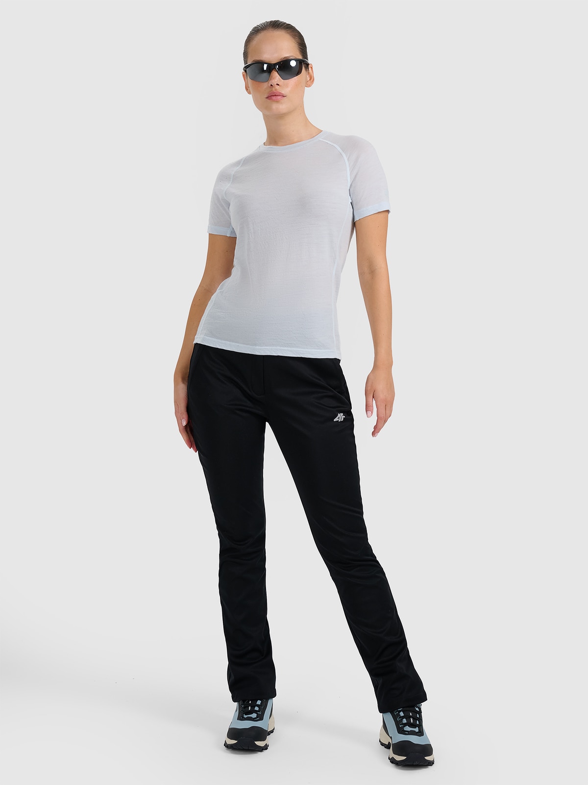 4F Spodnie softshellowe membrana 8000 damskie - czarne M