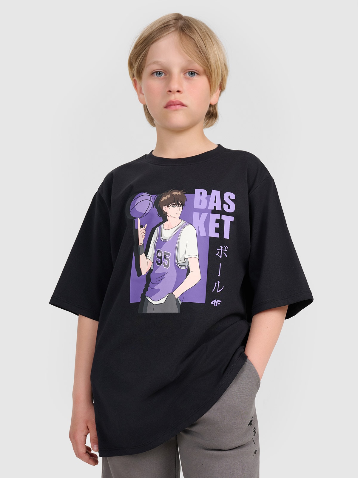 4F T-shirt oversize z nadrukiem chłopięcy - czarny 146 (10-11 lat)