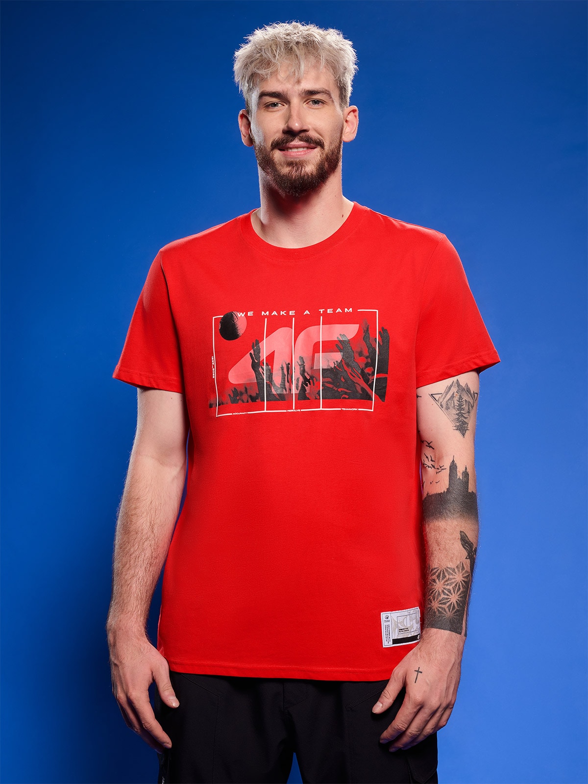 4F T-shirt regular z nadrukiem siatkarskim męski - czerwony S