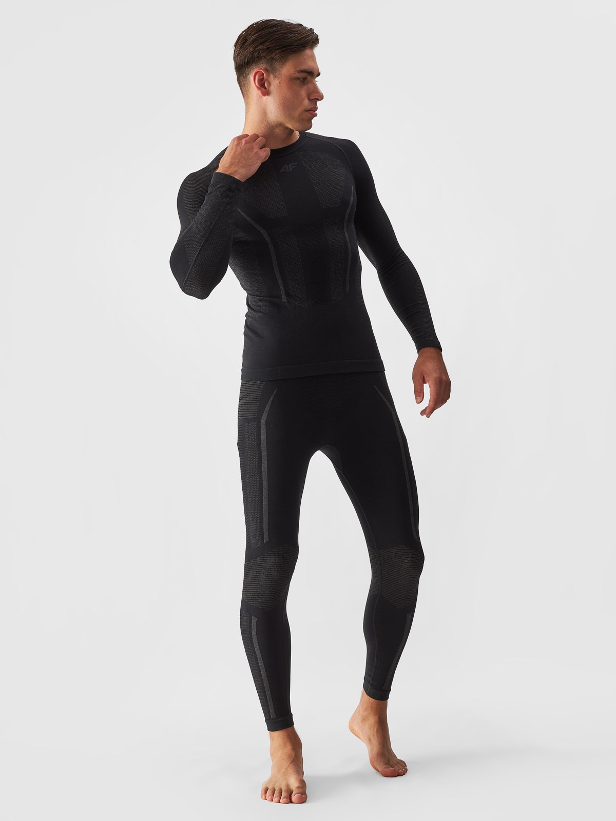 4F Bielizna termoaktywna bezszwowa z wełną Merino (dół) męska - czarna S/M