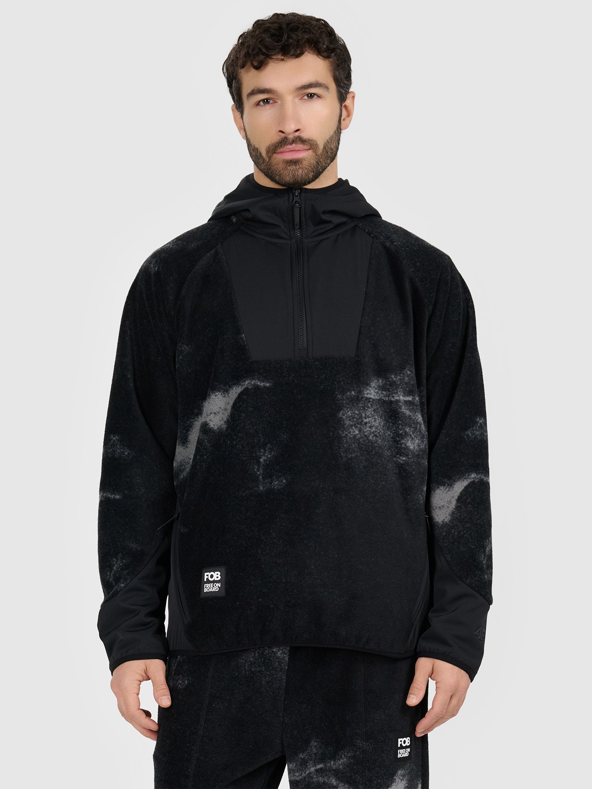 4F Polar loose z kapturem męski - czarny L