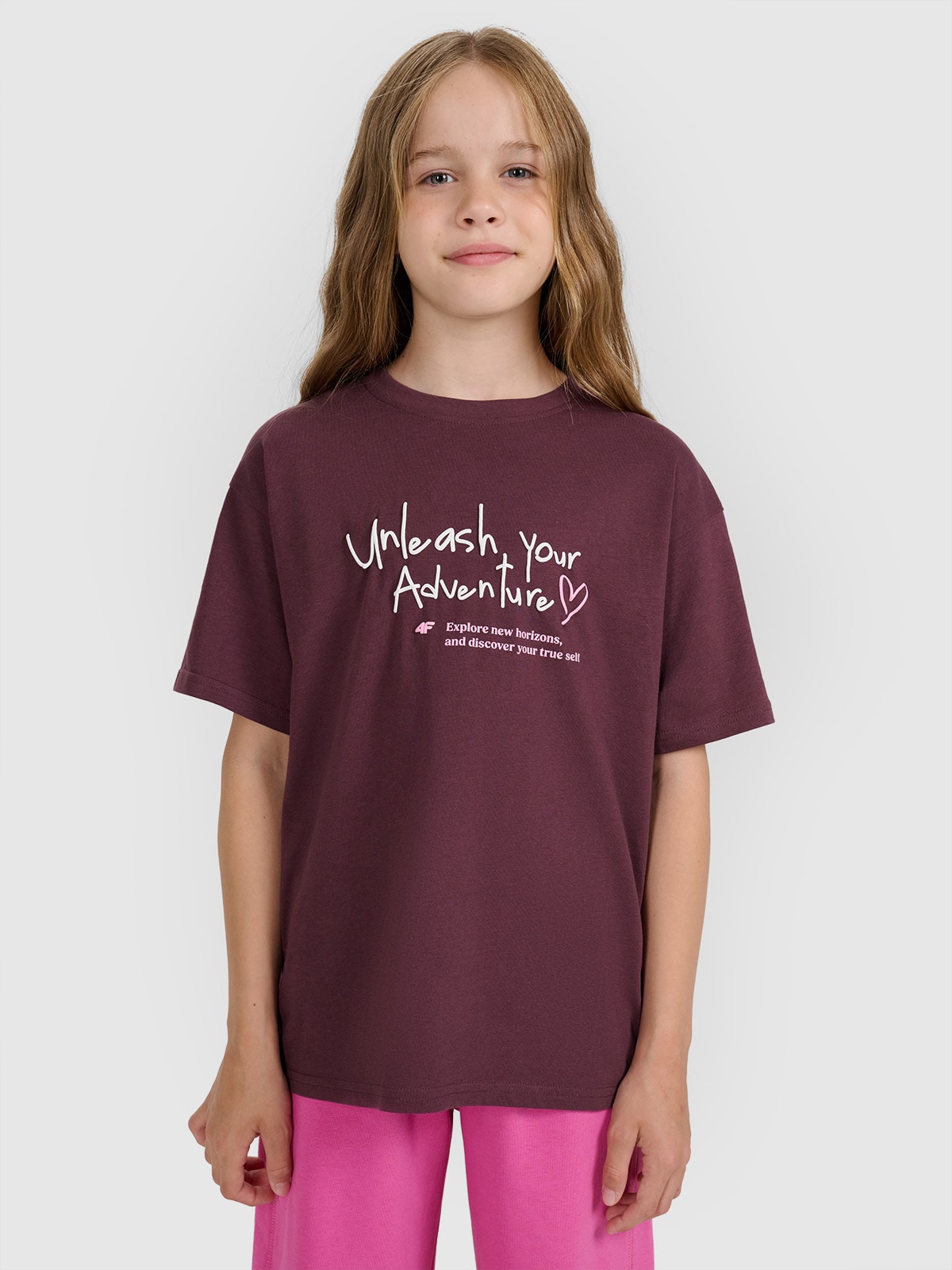 4F T-shirt regular z nadrukiem dziewczęcy - różowy 158 (12-13 lat)