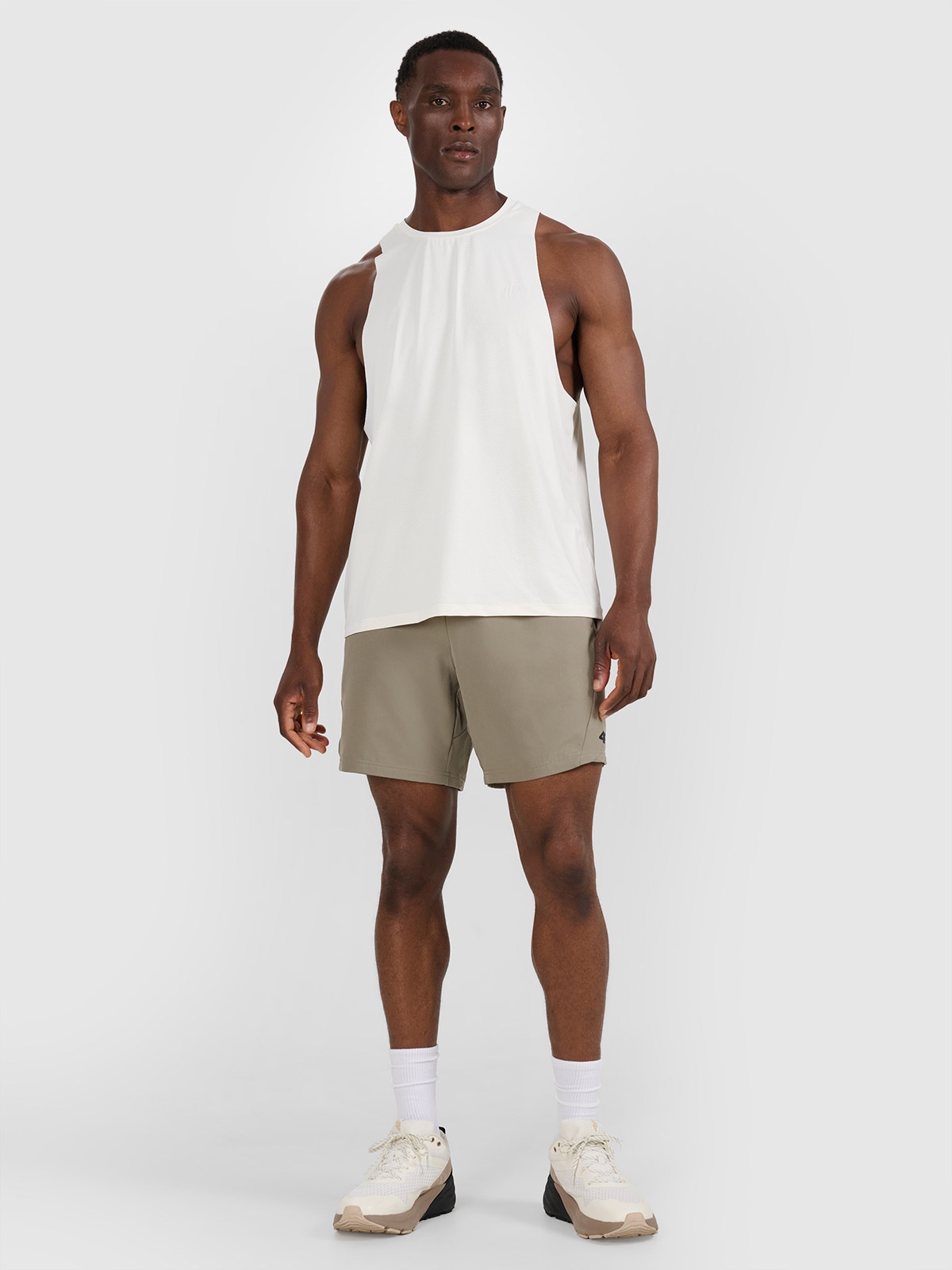 4F Spodenki treningowe szybkoschnące męskie - khaki XXL