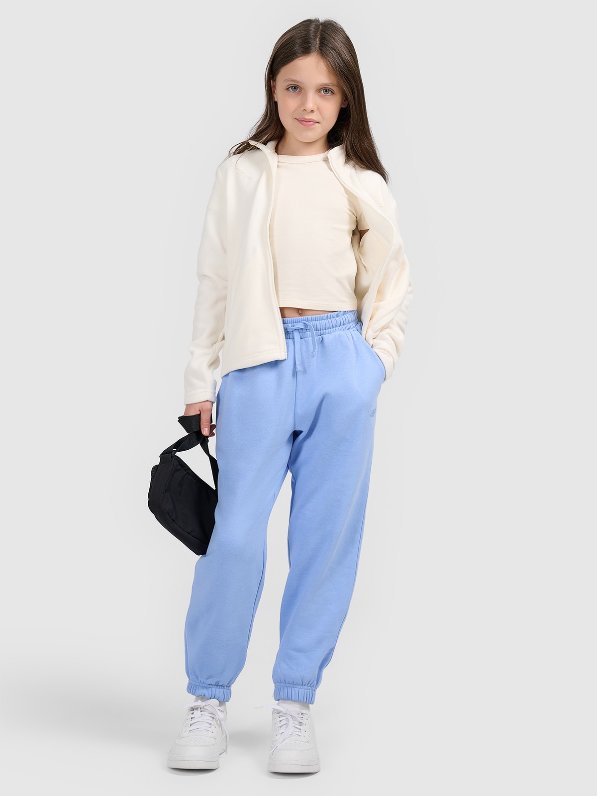 4F Spodnie dresowe joggery dziewczęce - niebieskie 158 (12-13 lat)