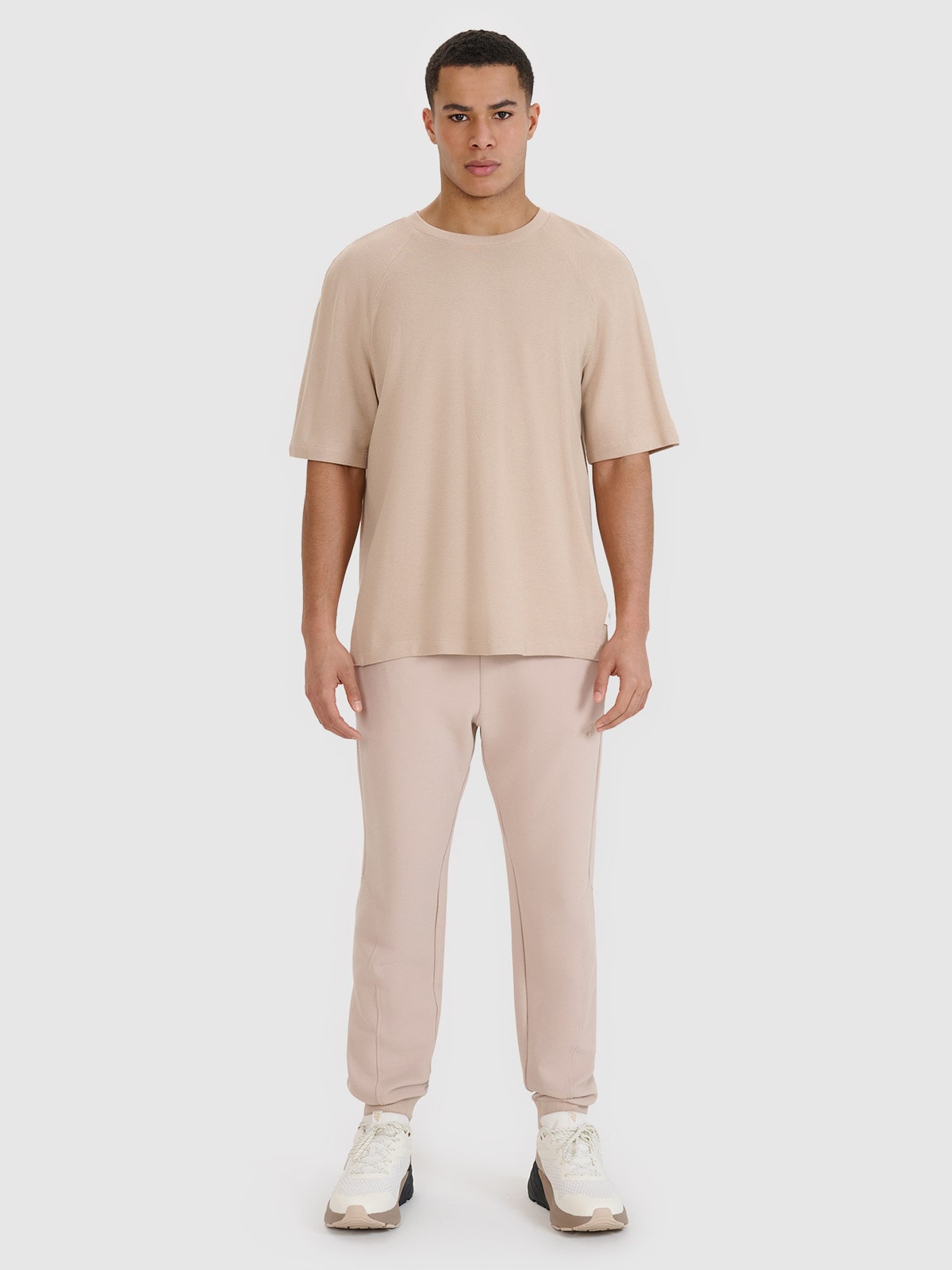 4F T-shirt oversize z modalem męski - beżowy L