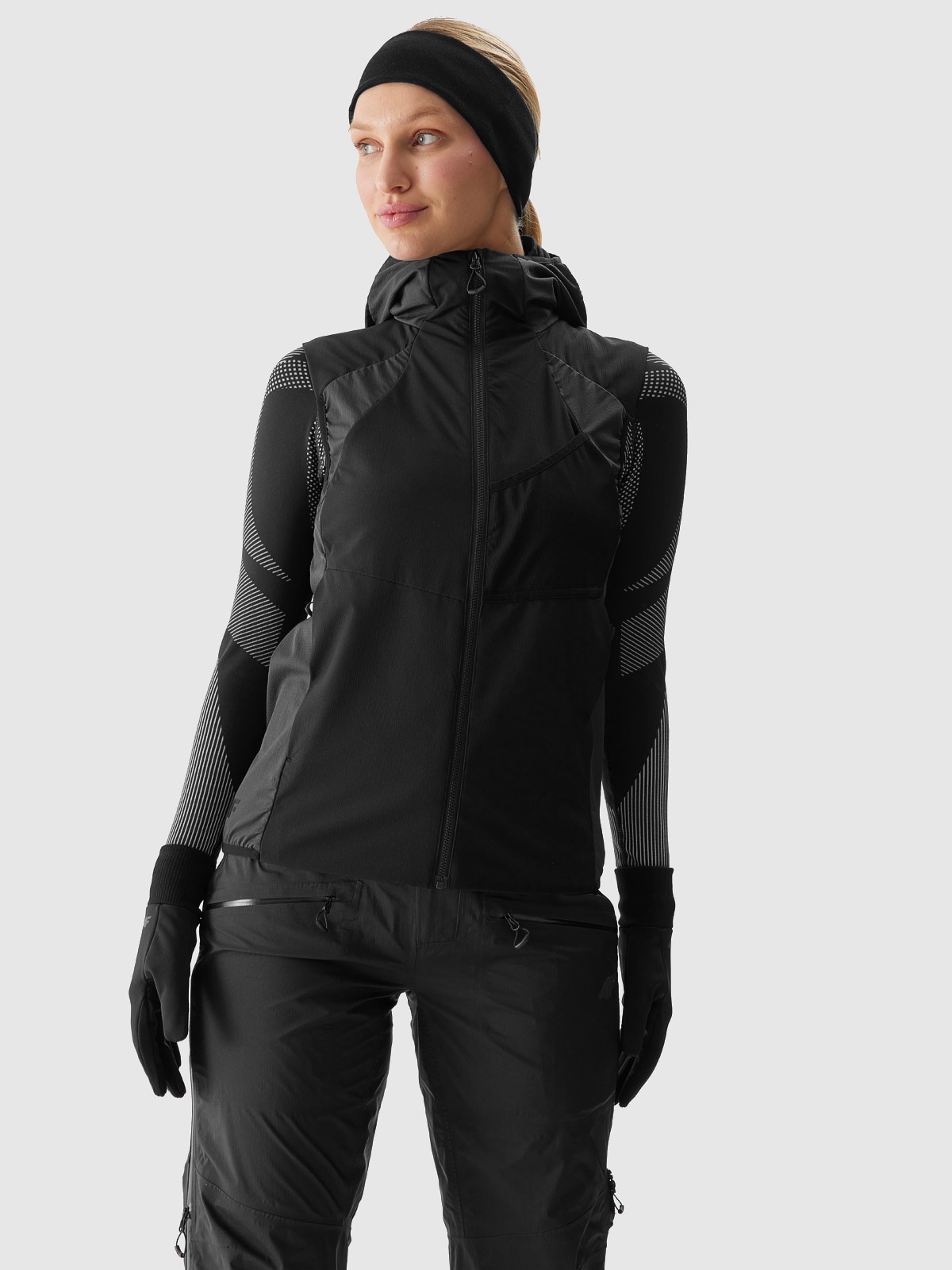 4F Bezrękawnik trekkingowy Primaloft Active damski - czarny XXL