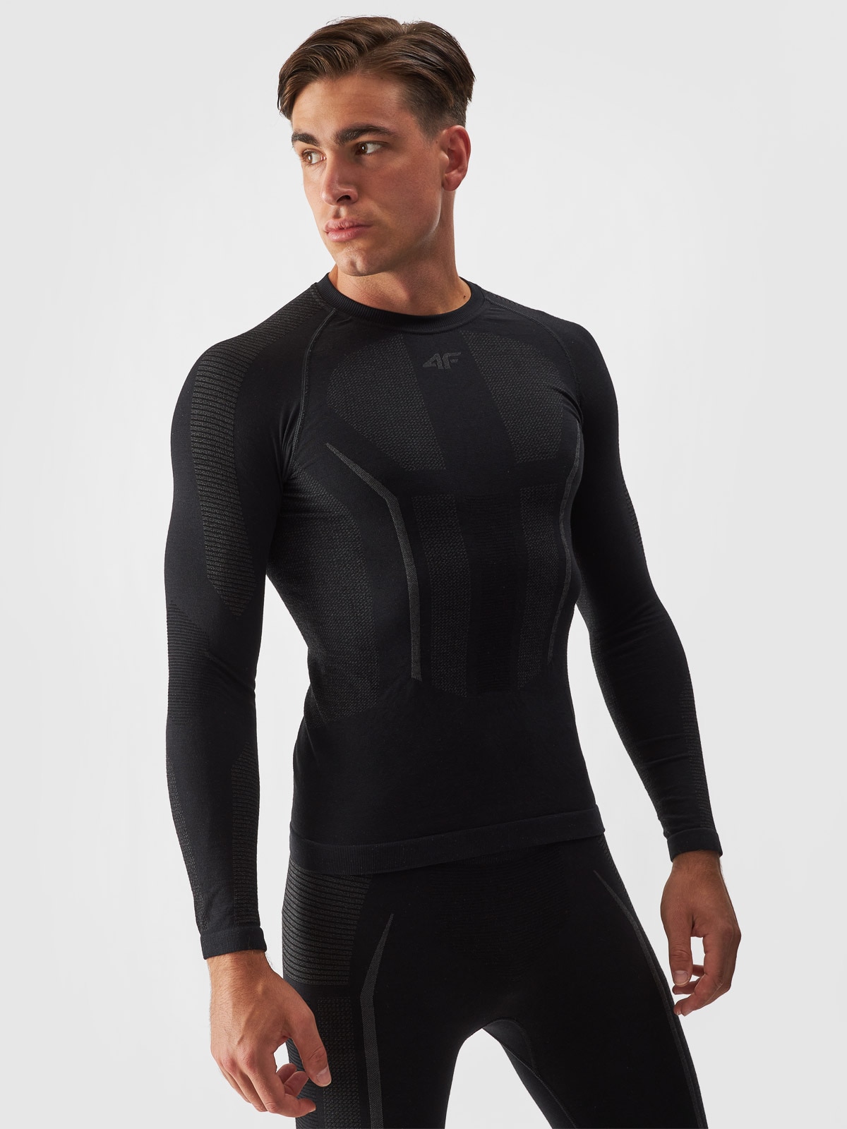 4F Bielizna termoaktywna bezszwowa z wełną Merino (góra) męska - czarna L/XL