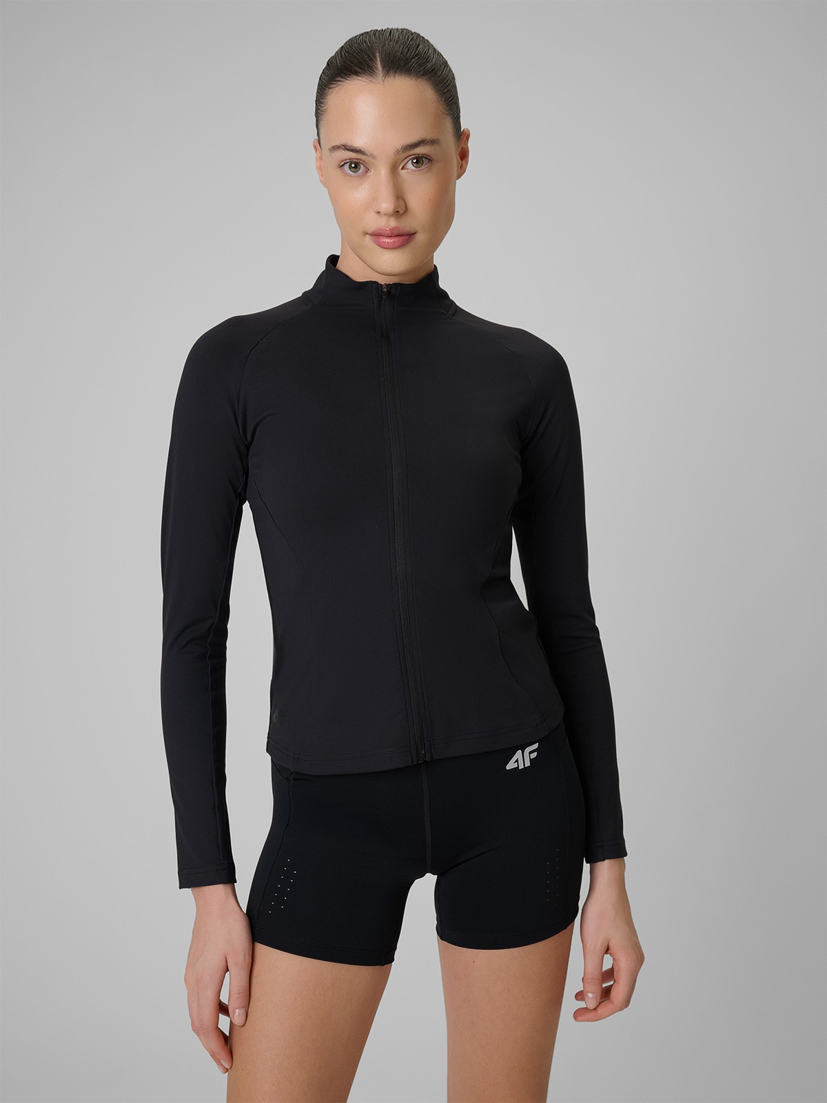 4F Bluza treningowa slim bez kaptura damska - czarna S