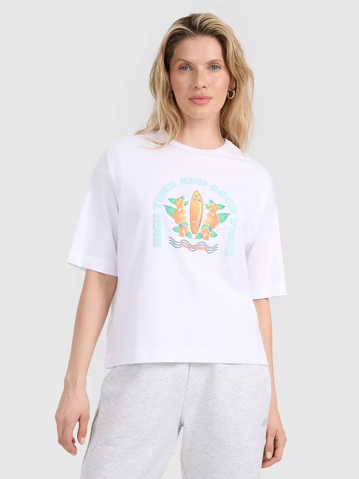 4F T-shirt oversize z nadrukiem damski - biały M