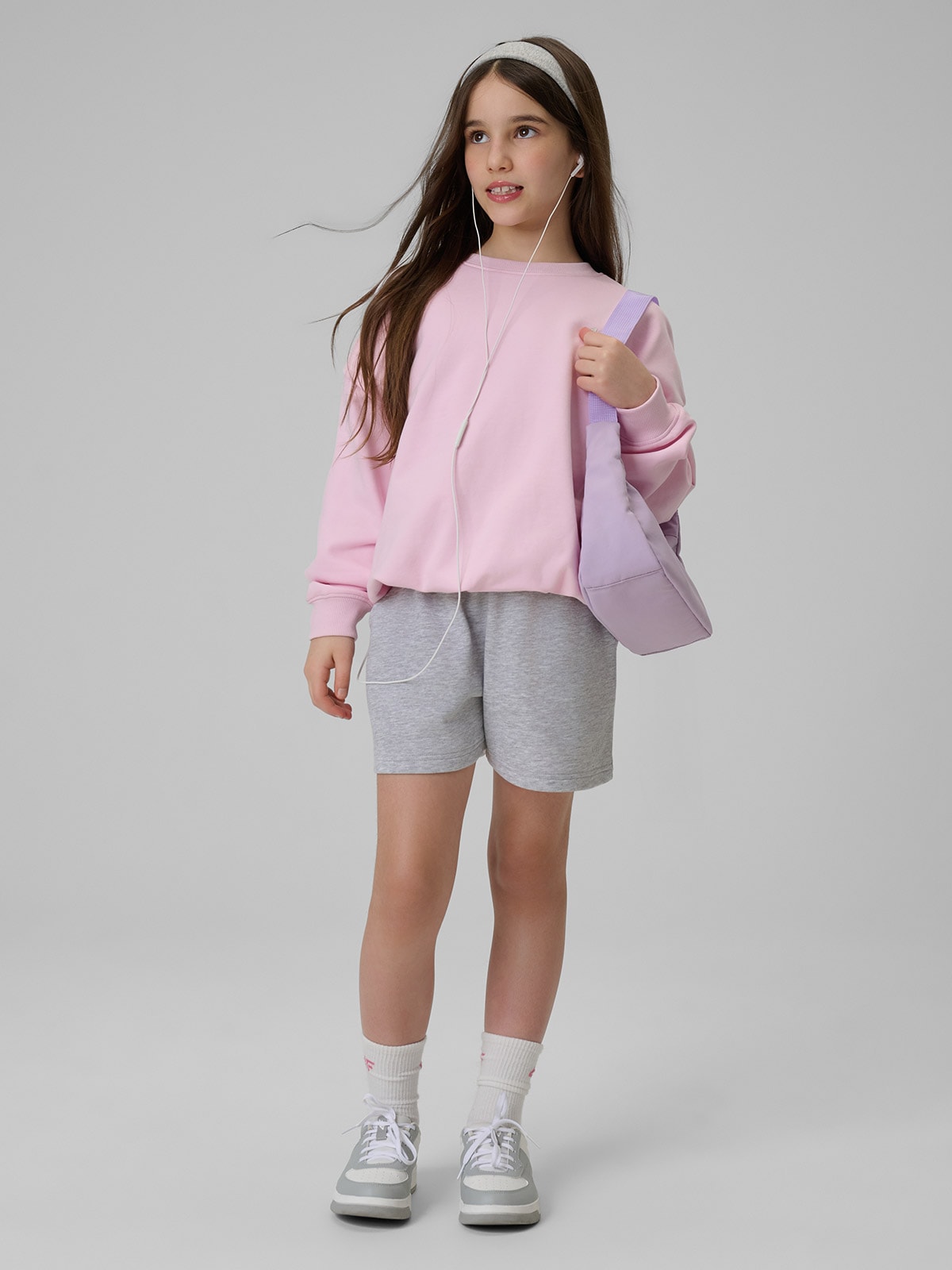 4F Spodenki dresowe dziewczęce - szare 128 (7-8 lat)