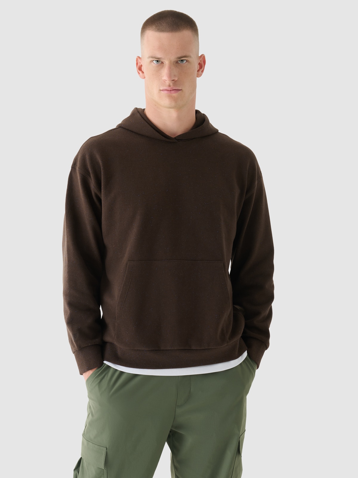 4F Bluza dresowa nierozpinana z kapturem męska - brązowa XL