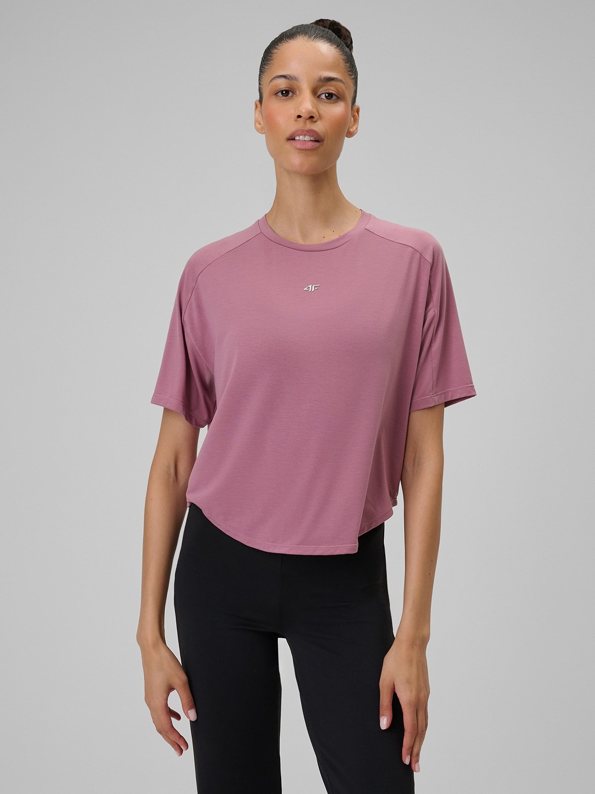 4F Koszulka do jogi regular szybkoschnąca damska - różowa XL