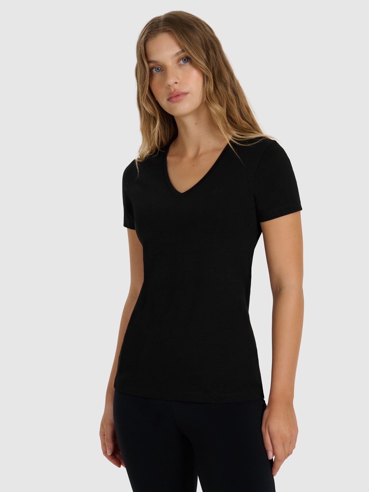 4F T-shirt slim gładki damski - czarny L