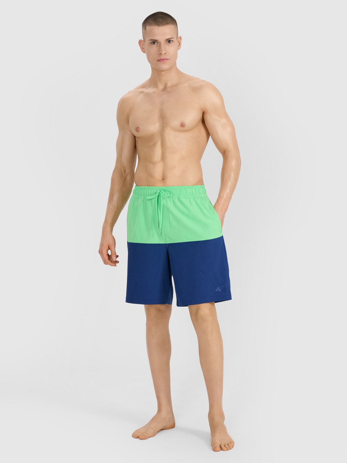 4F Spodenki plażowe męskie - zielone M