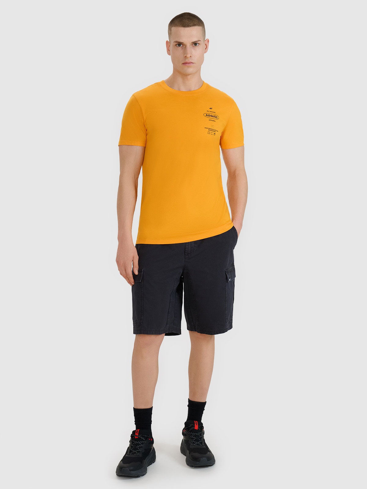 4F Spodenki casual cargo męskie - czarne XL