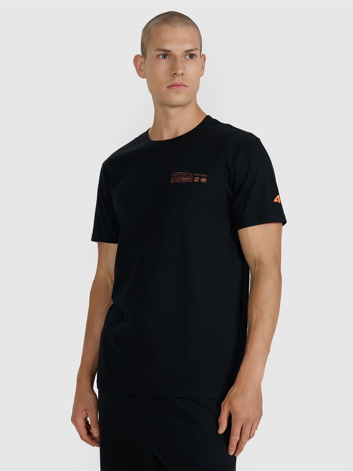 4F T-shirt regular z nadrukiem męski - czarny M