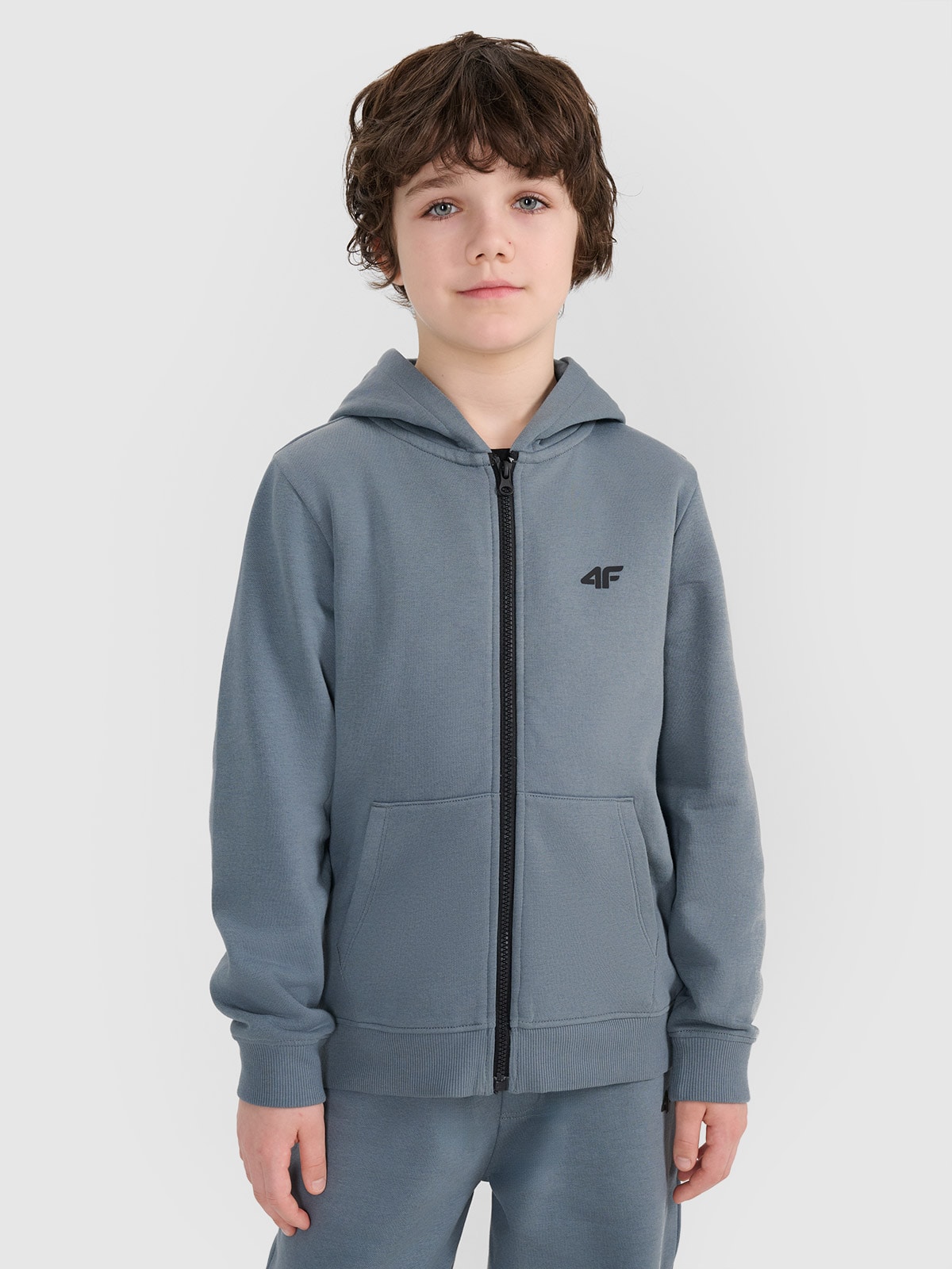 4F Bluza dresowa rozpinana z kapturem chłopięca - turkusowa 122 (6-7 lat)