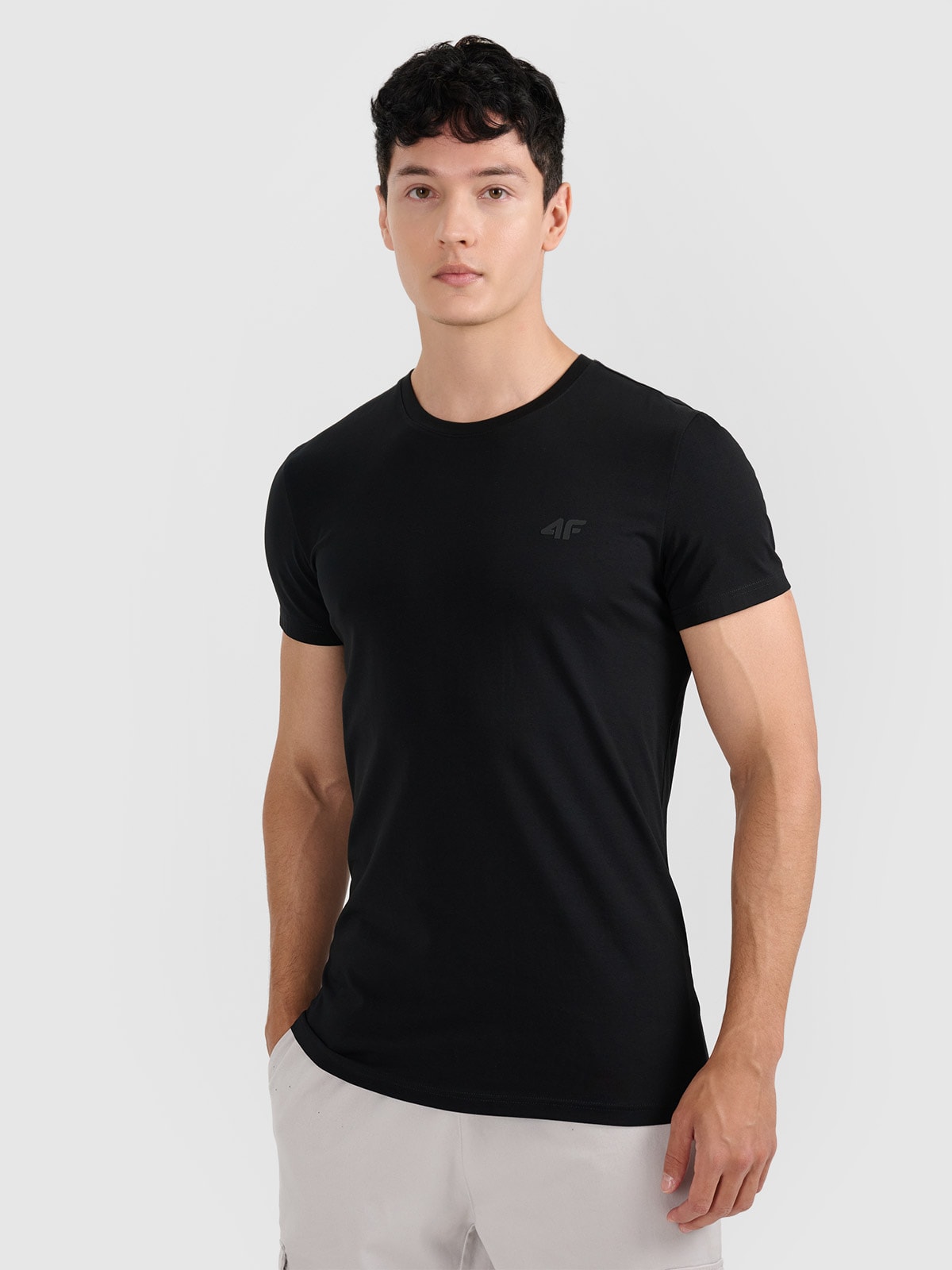 4F T-shirt slim gładki męski - czarny XXL