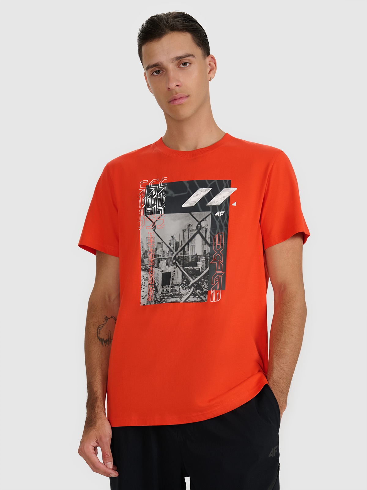 4F T-shirt regular z nadrukiem męski - czerwony 3XL