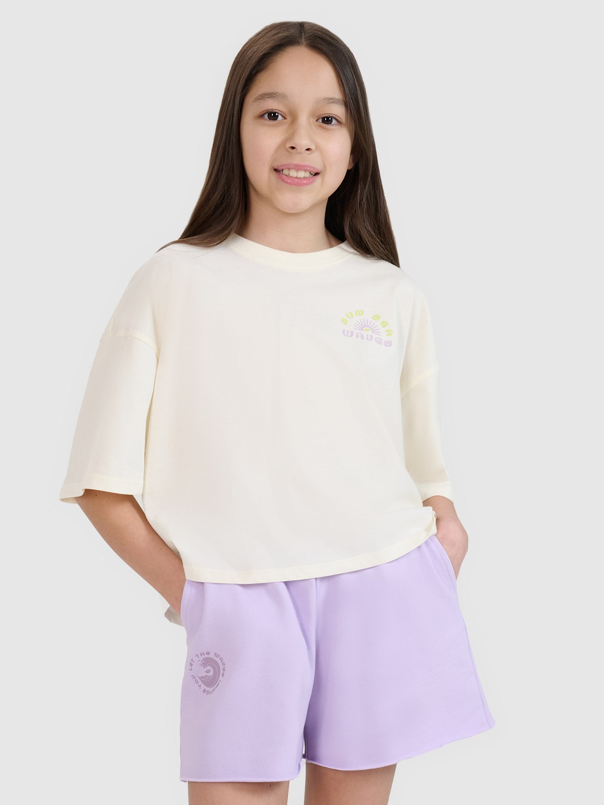 4F T-shirt oversize crop top z nadrukiem dziewczęcy - biały 152 (11-12 lat)