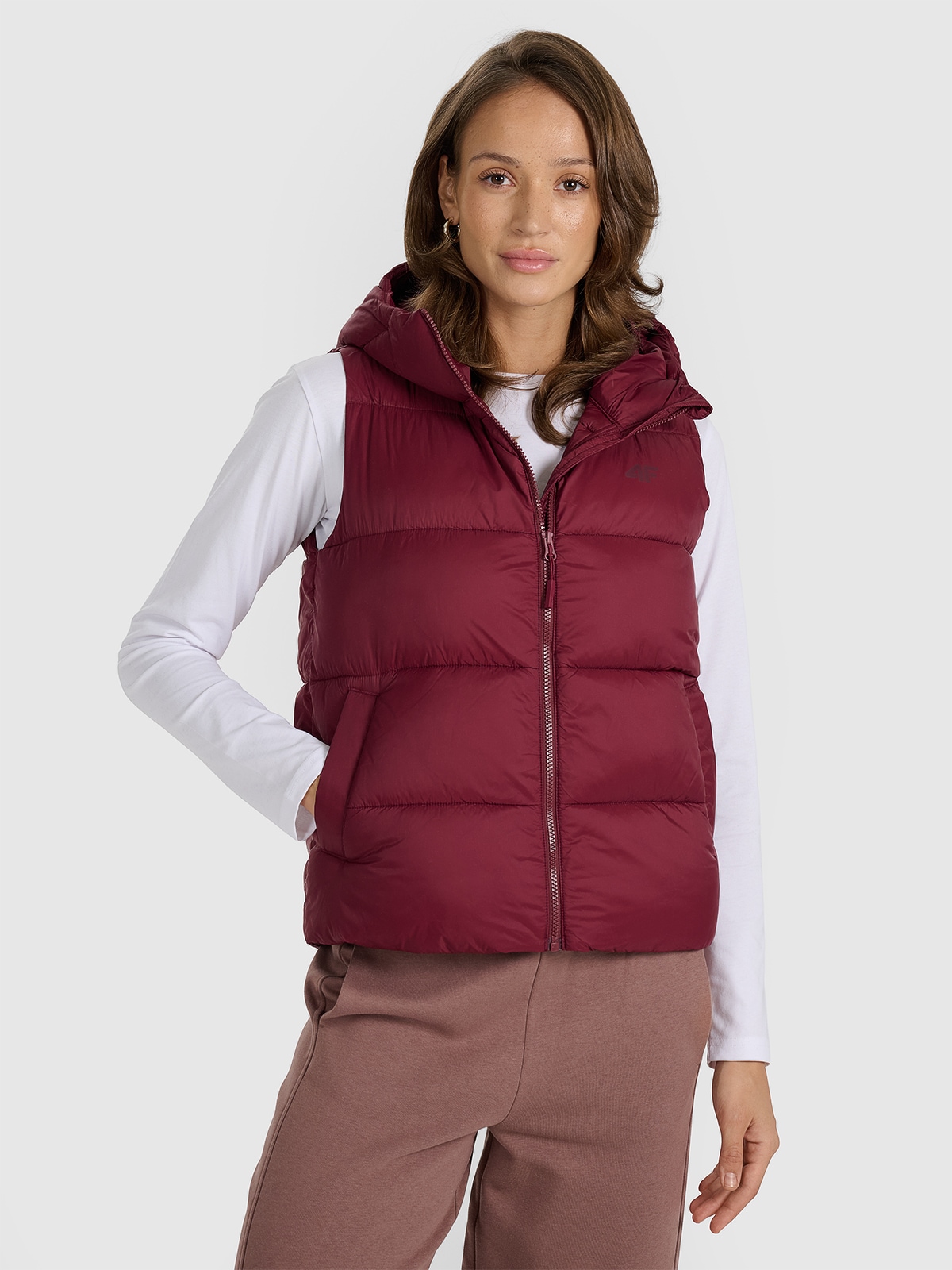 4F Bezrękawnik puchowy z wypełnieniem syntetycznym damski - czerwony XXL