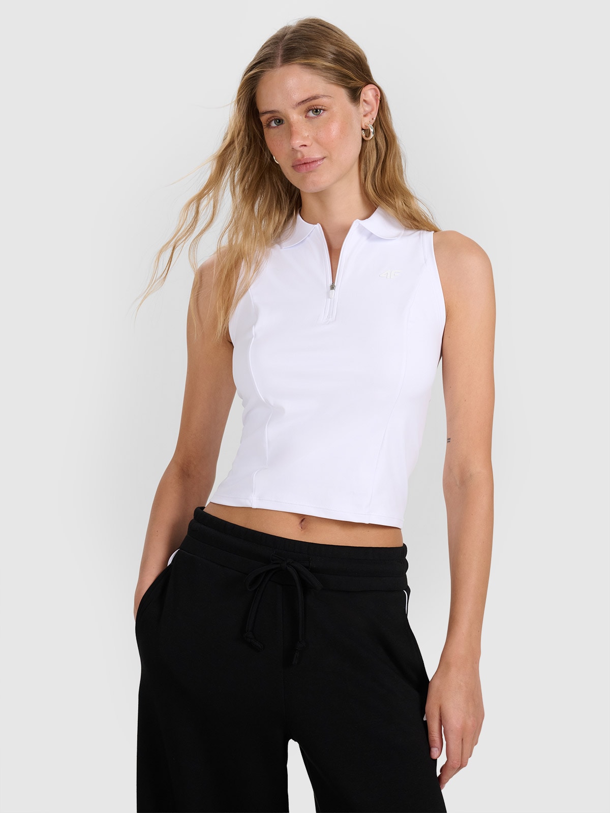 4F Top tenisowy z rozpięciem damski - biały XS