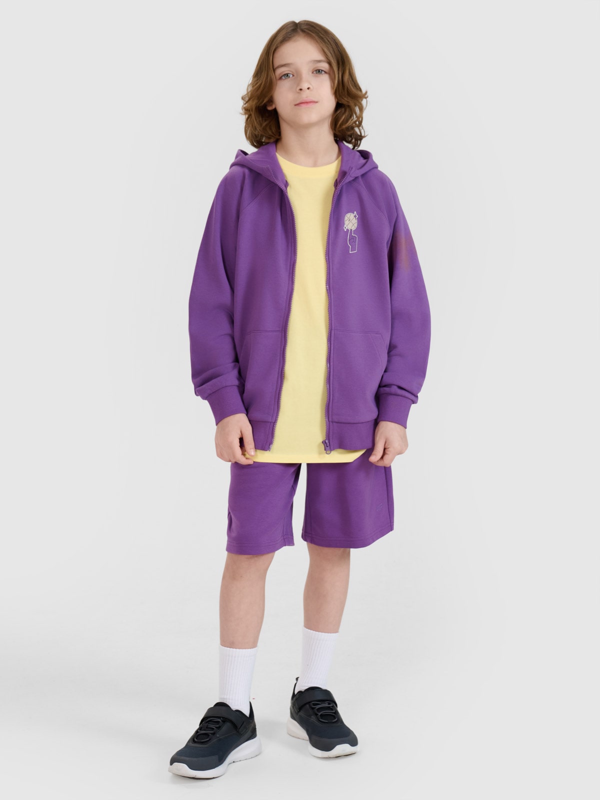 4F Spodenki dresowe chłopięce - fioletowe 134 (8-9 lat)