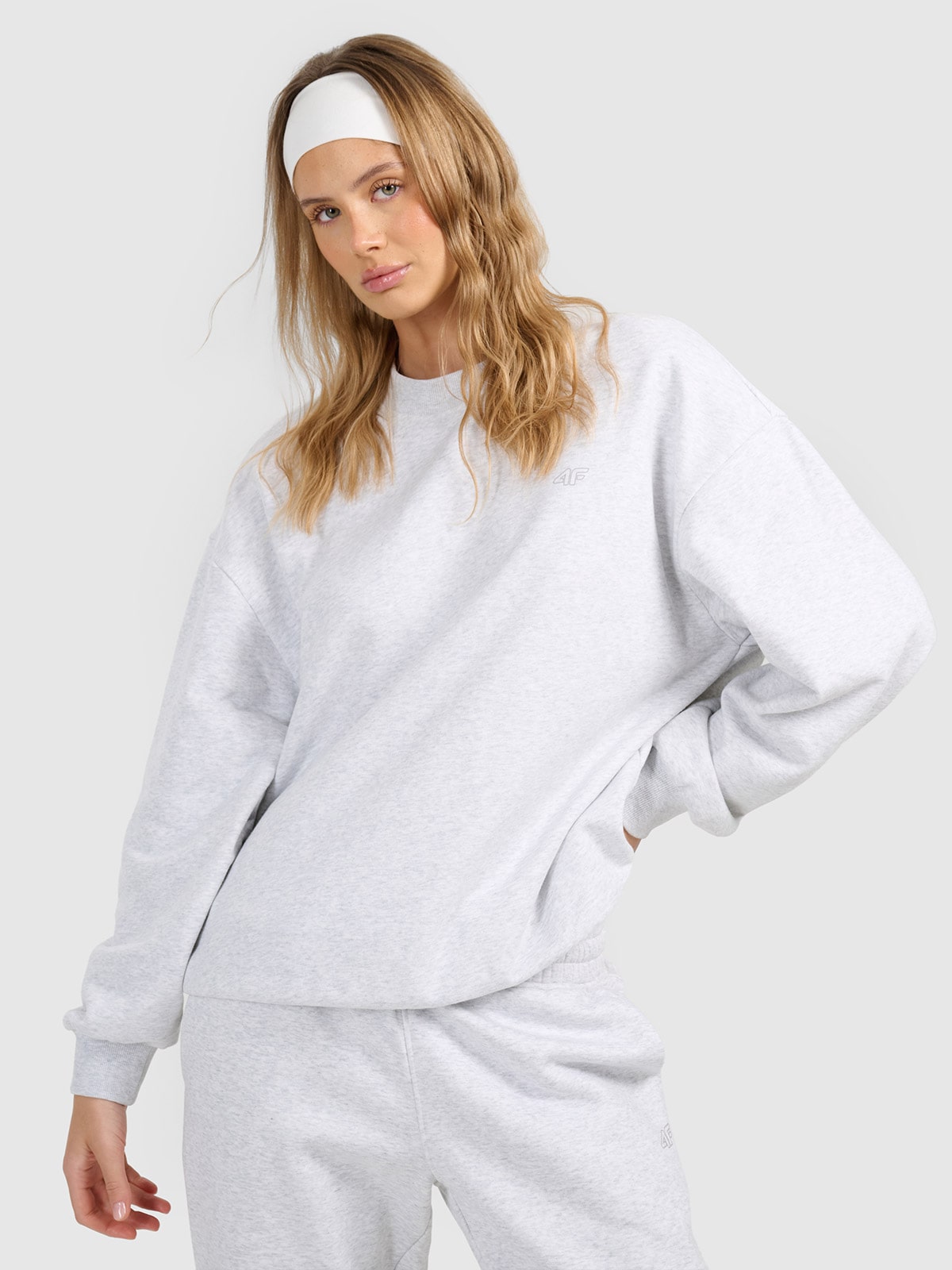 4F Bluza dresowa nierozpinana bez kaptura damska - szara XL