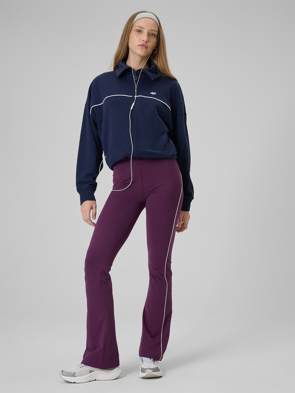 4F Legginsy z rozszerzanymi nogawkami damskie - burgundowe M