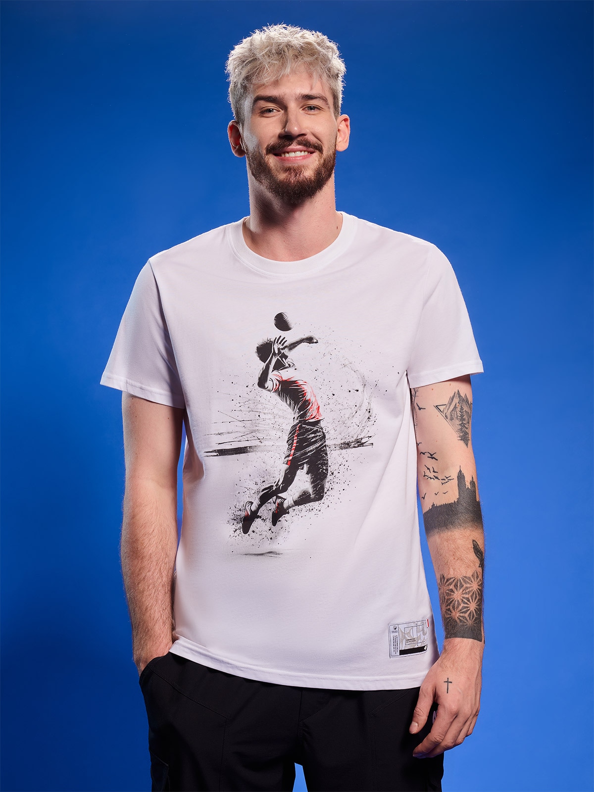 4F T-shirt regular z nadrukiem siatkarskim męski - biały XXL