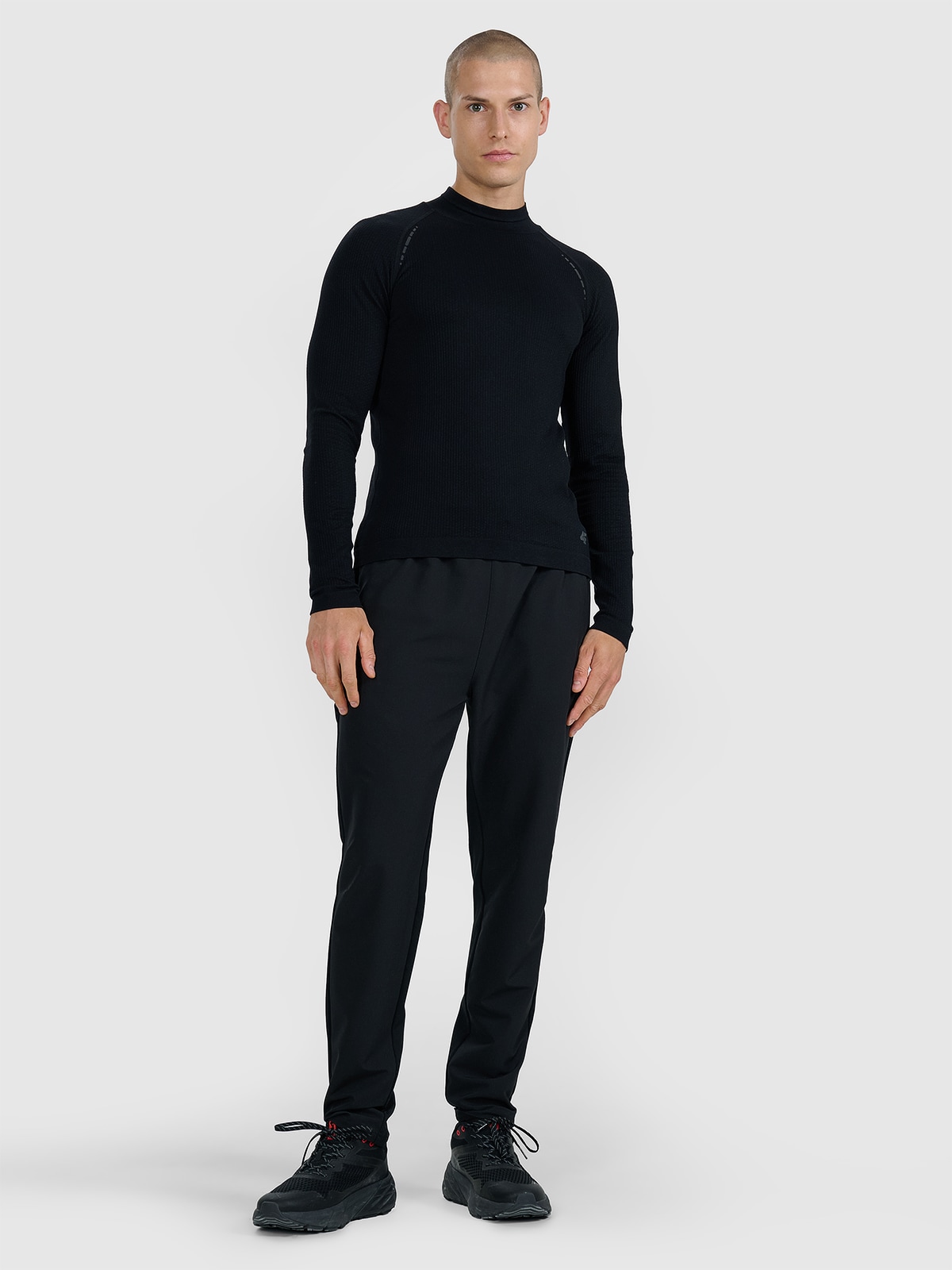 4F Spodnie do biegania w terenie męskie - czarne L