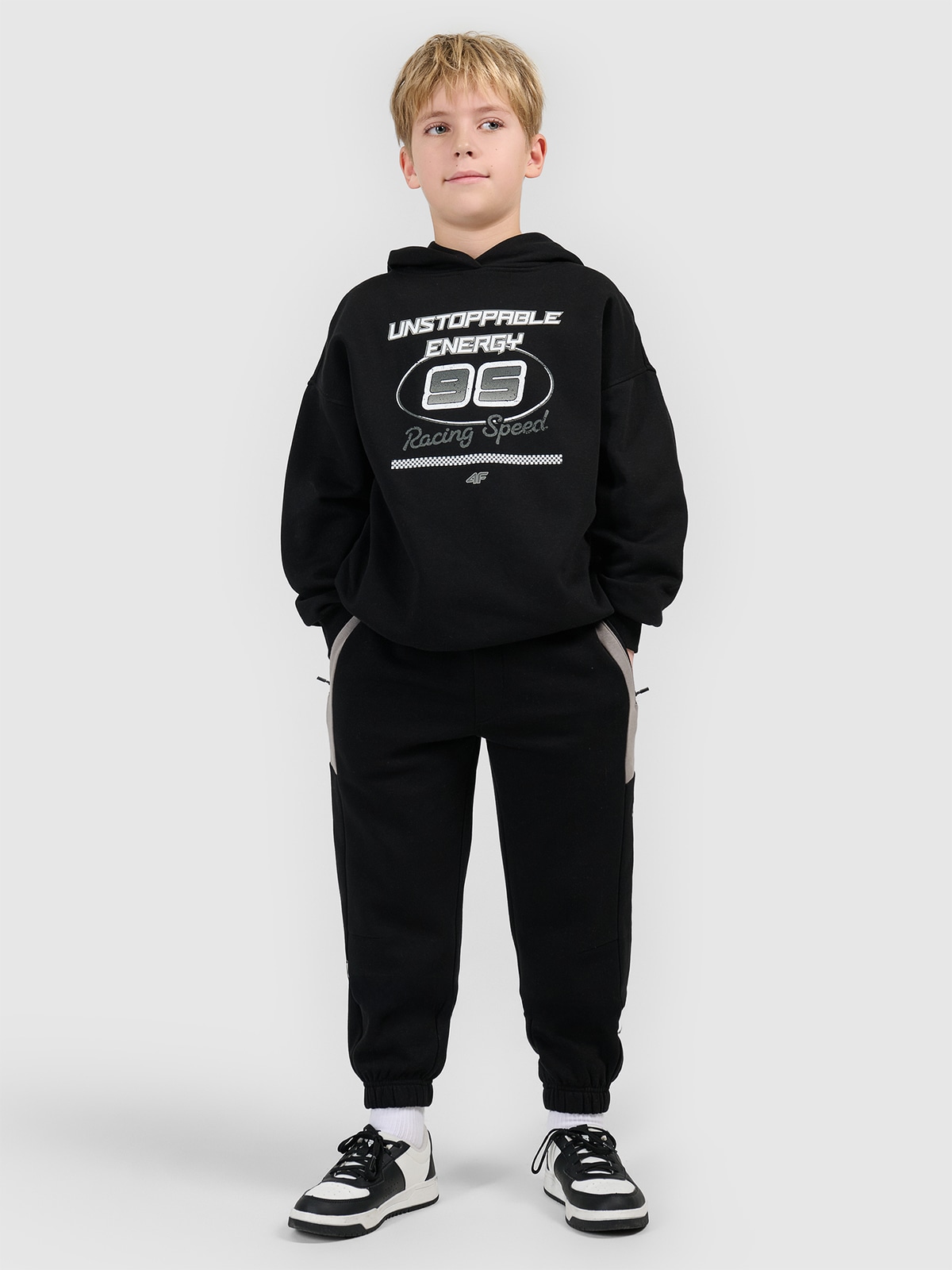 4F Bluza dresowa loose z kapturem chłopięca - czarna 158/164 (12-14 lat)