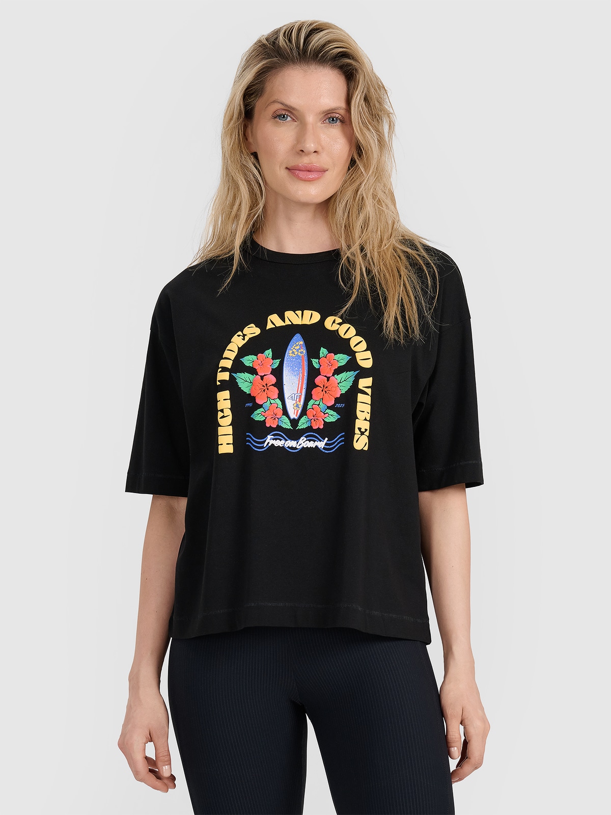 4F T-shirt oversize z nadrukiem damski - czarny L