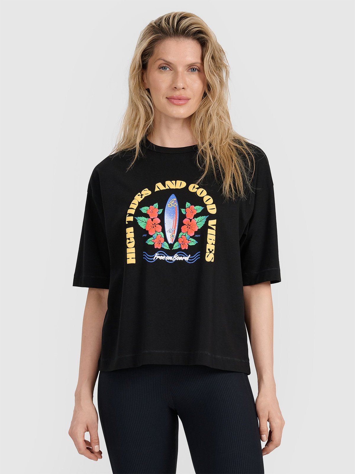 4F T-shirt oversize z nadrukiem damski - czarny L