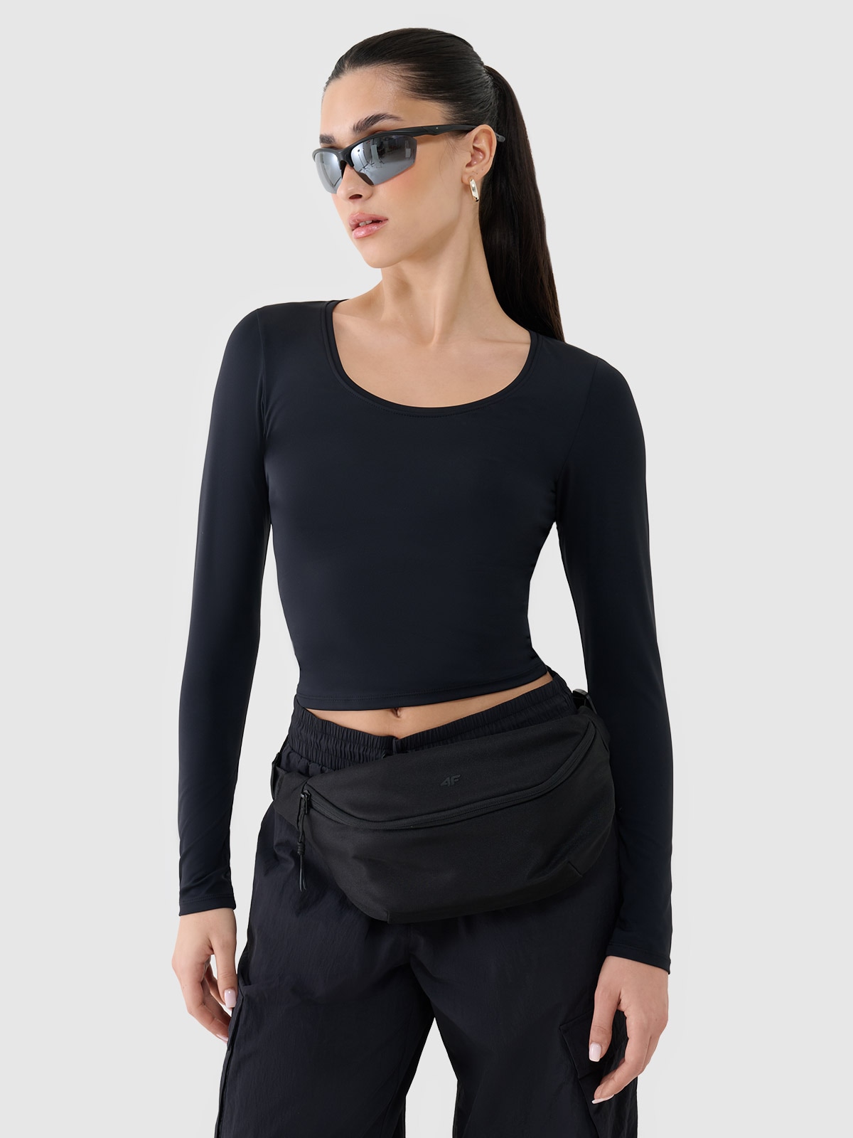 4F Longsleeve slim gładki damski - czarny XL