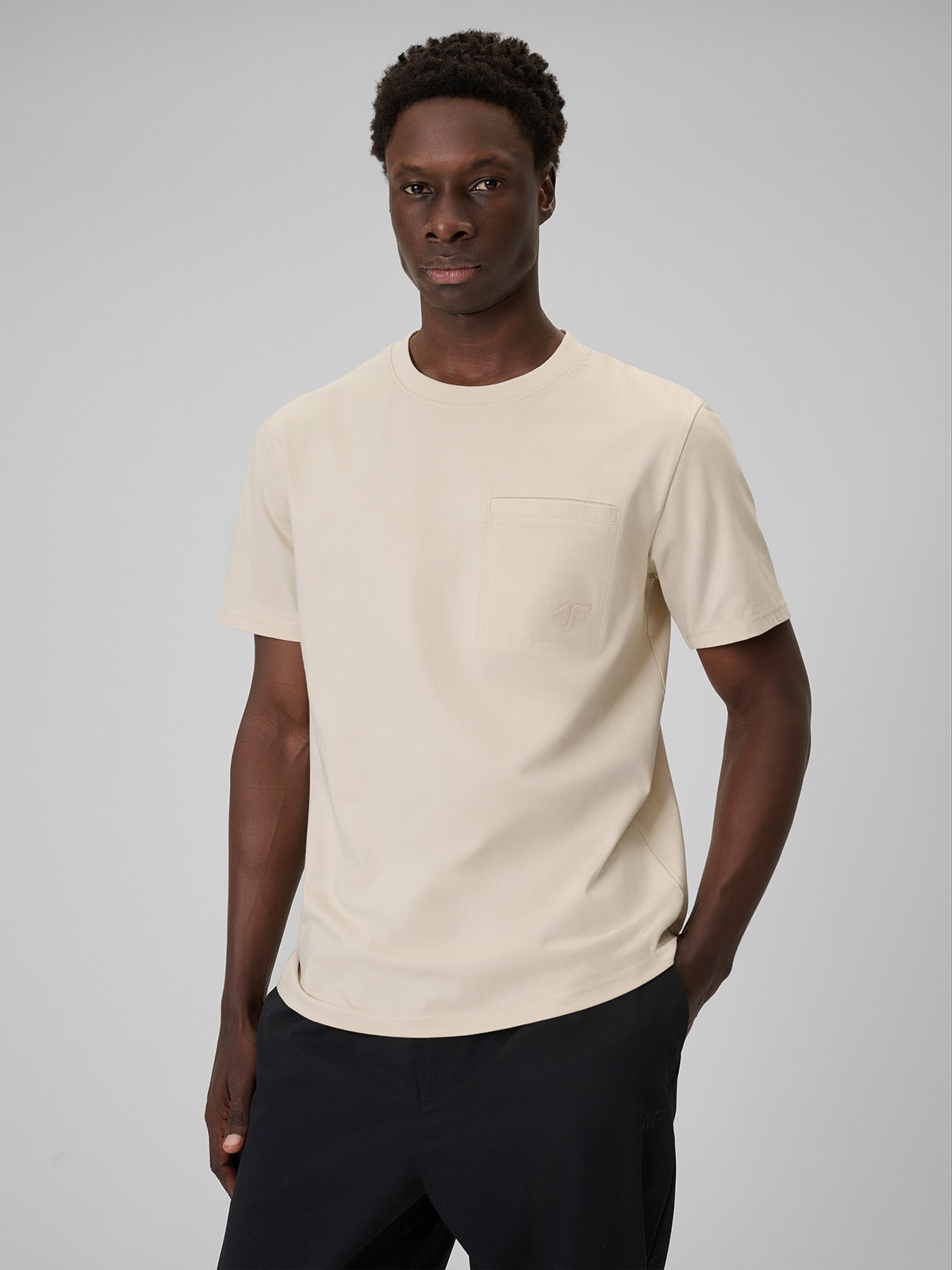 4F T-shirt regular gładki męski - beżowy S
