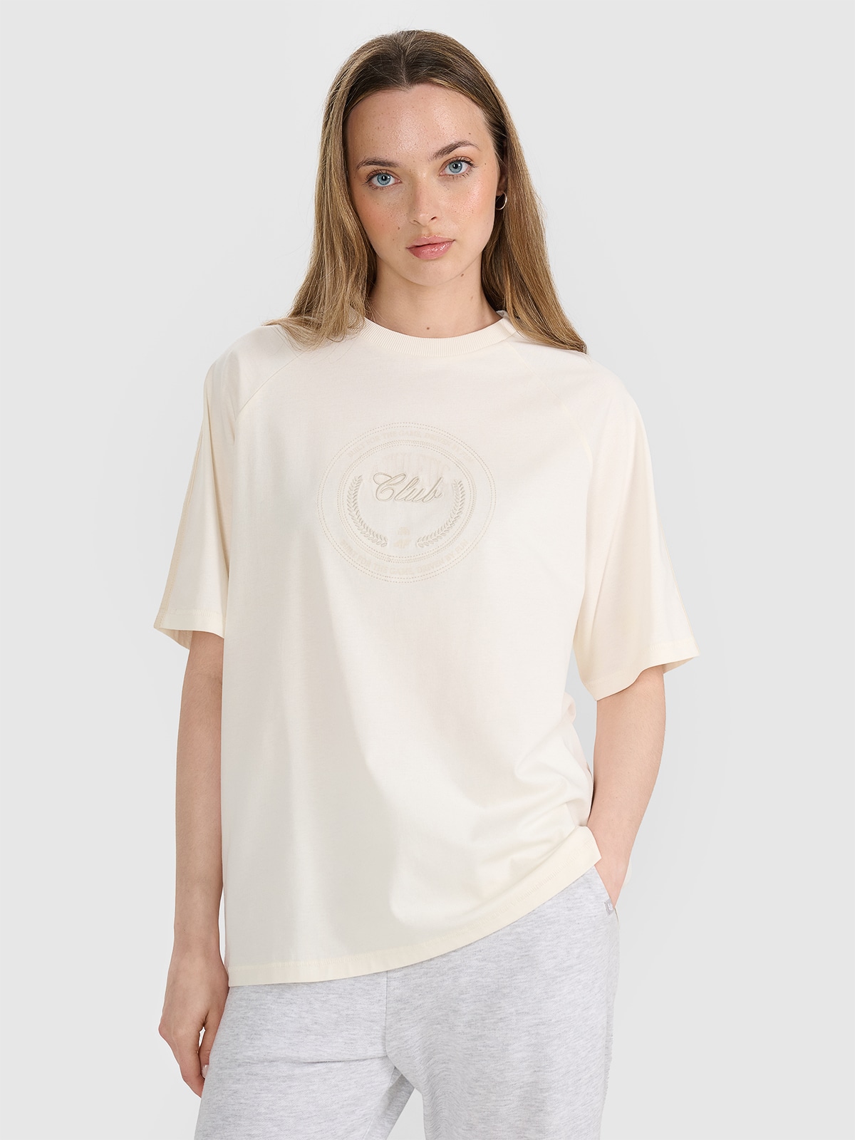 4F T-shirt oversize z nadrukiem damski - biały S