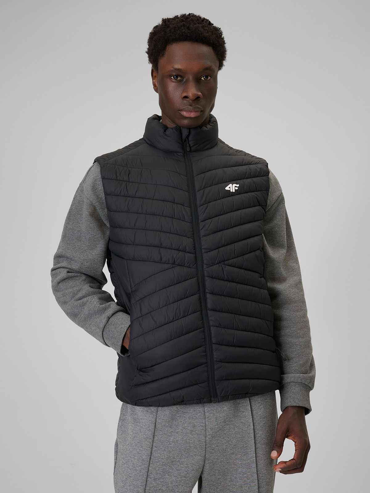 4F Bezrękawnik z wypełnieniem syntetycznym męski - czarny XXL