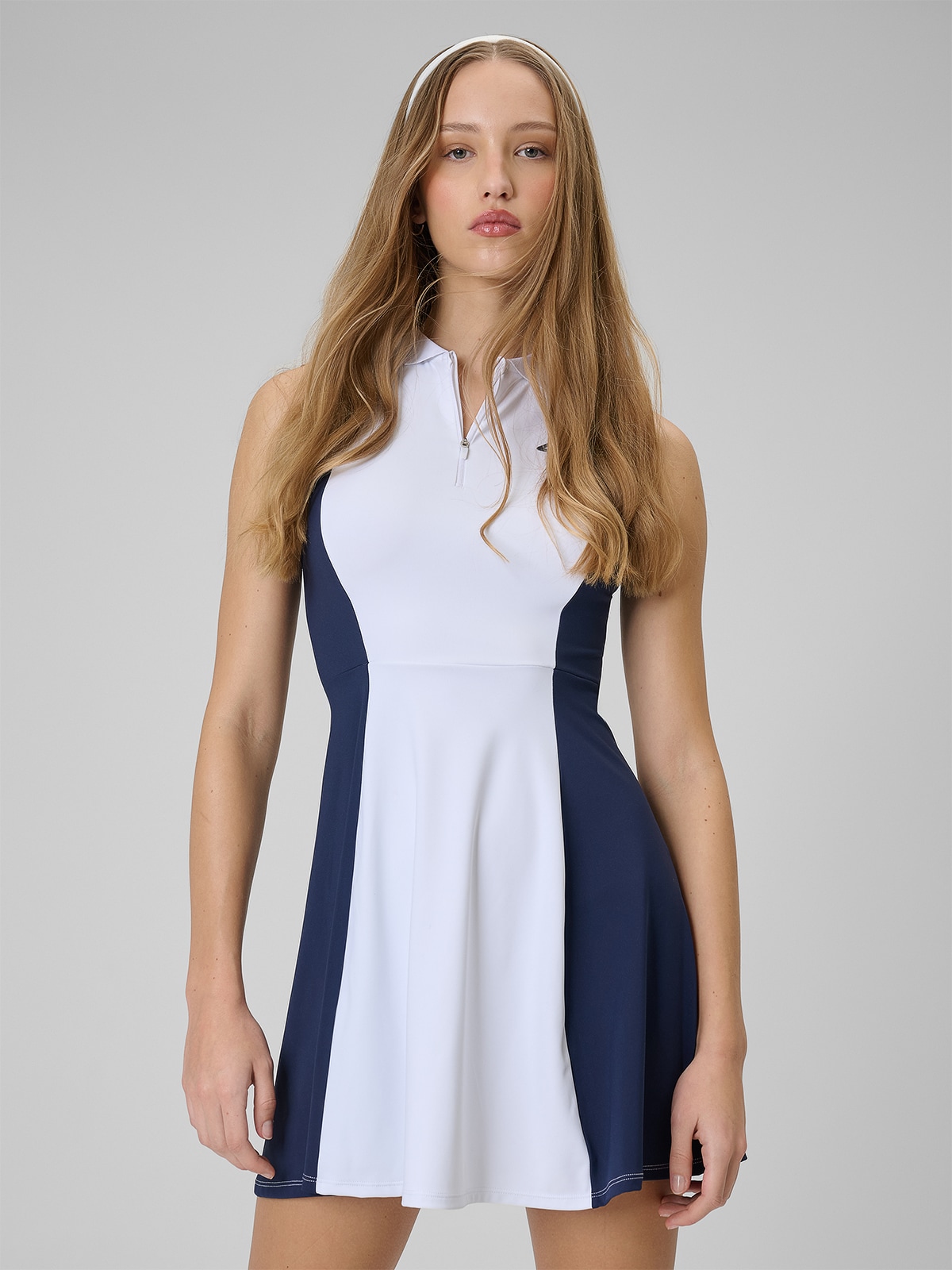 4F Sukienka tenisowa damska - biała M