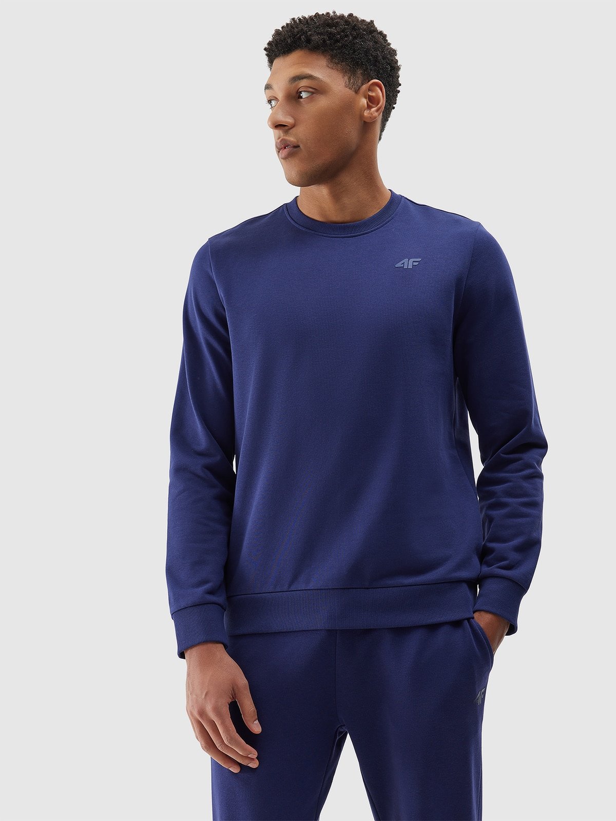 4F Bluza dresowa nierozpinana bez kaptura męska - granatowa XL